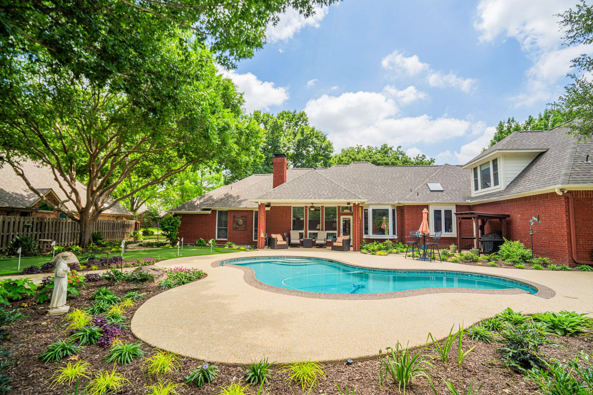 Disjointed to Defined Landscaping by Complete Exterior Solutions