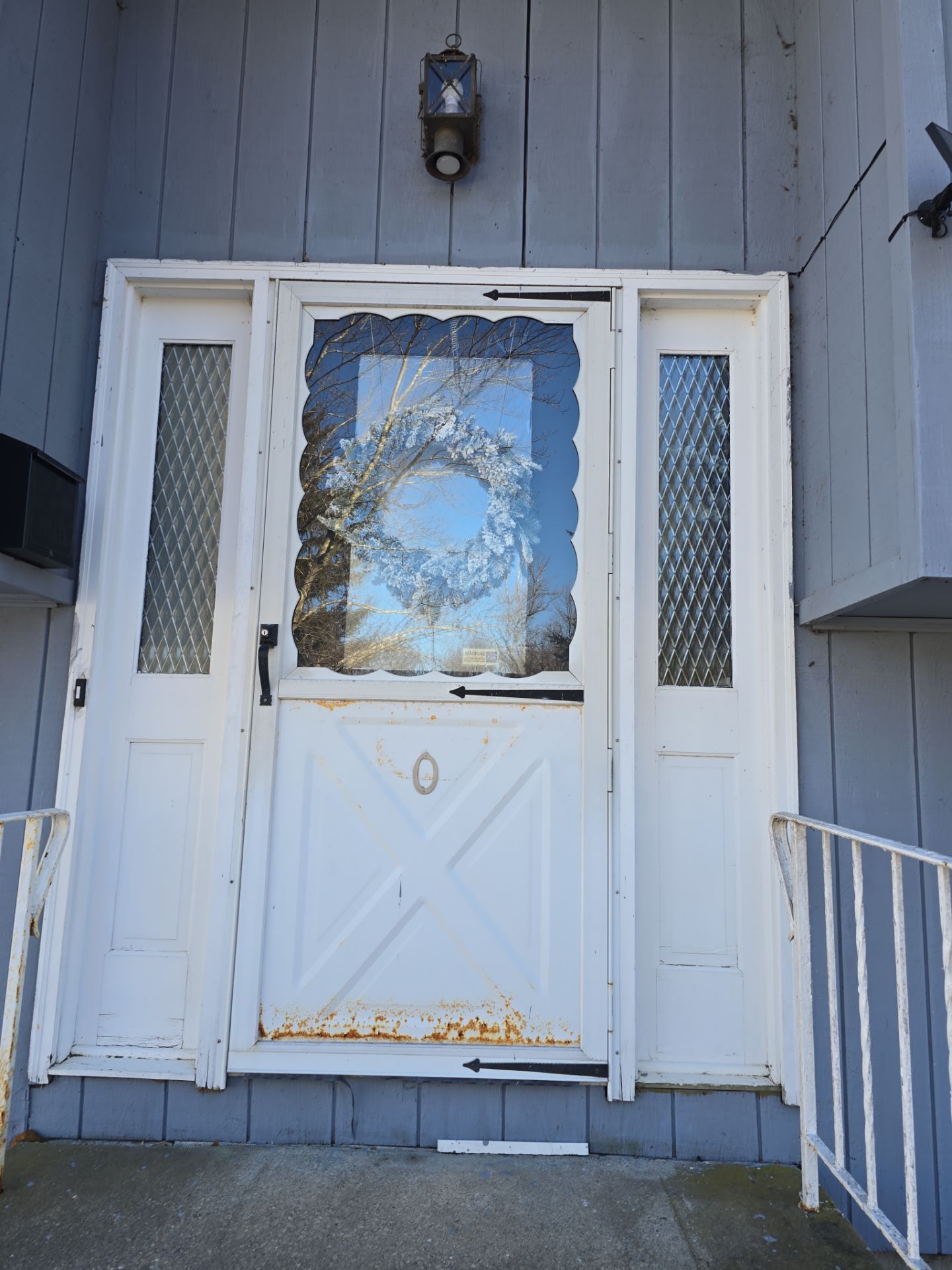 Vinyl siding project in Natick, MA by UBrothers Construction