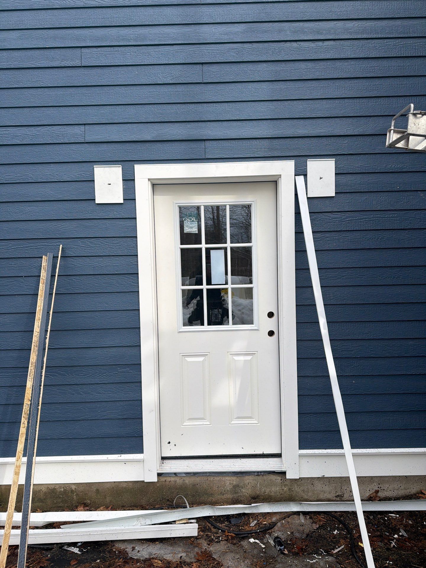 Custom ADU Construction with Vaulted In-Law Suite – LP SmartSide®, ZIP System® & Harvey® Windows by Sensible Home Solutions