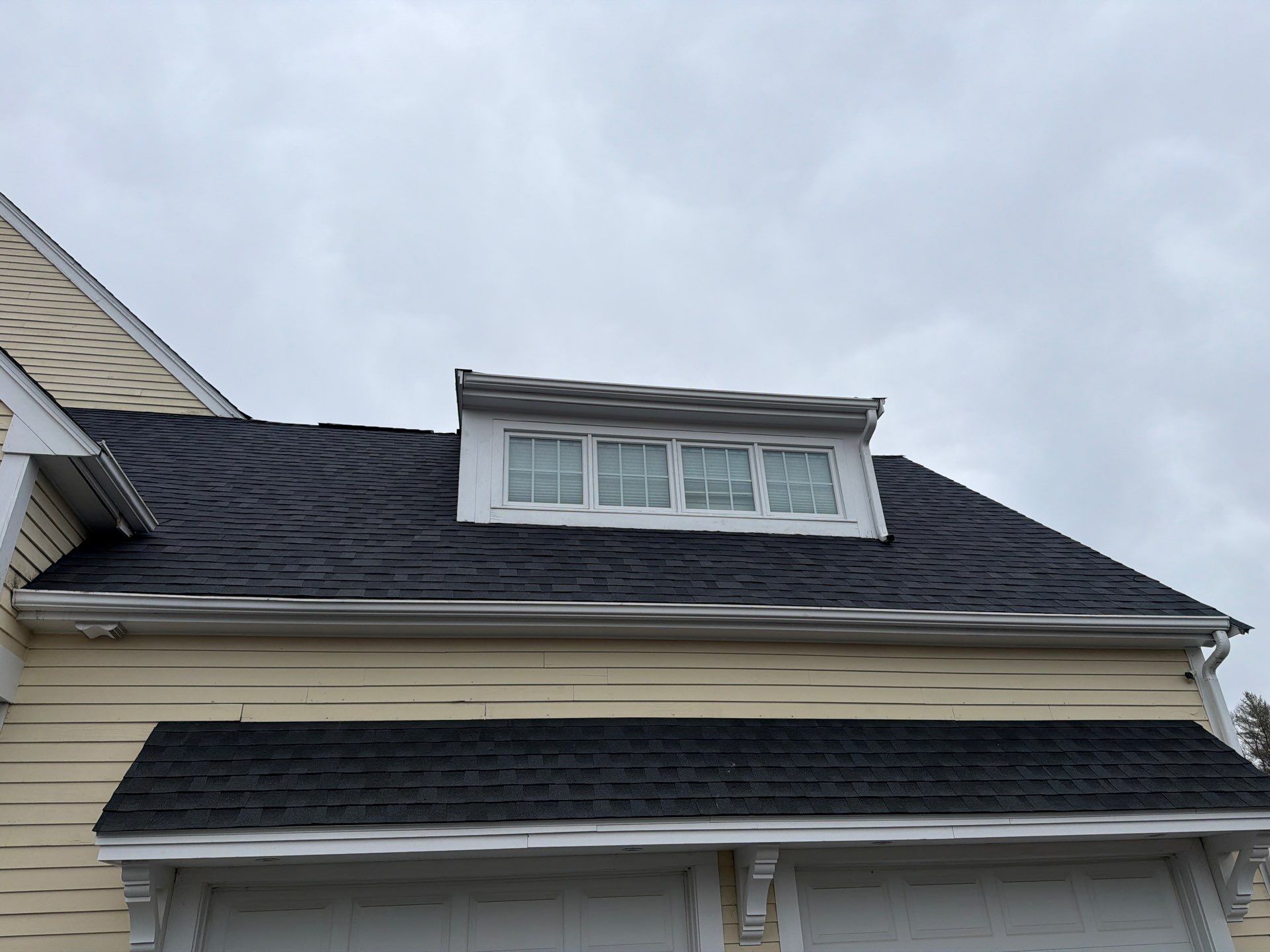  Premium Roof Replacement in Millis – Owens Corning Duration, Onyx Black by JOHNNYS PRO