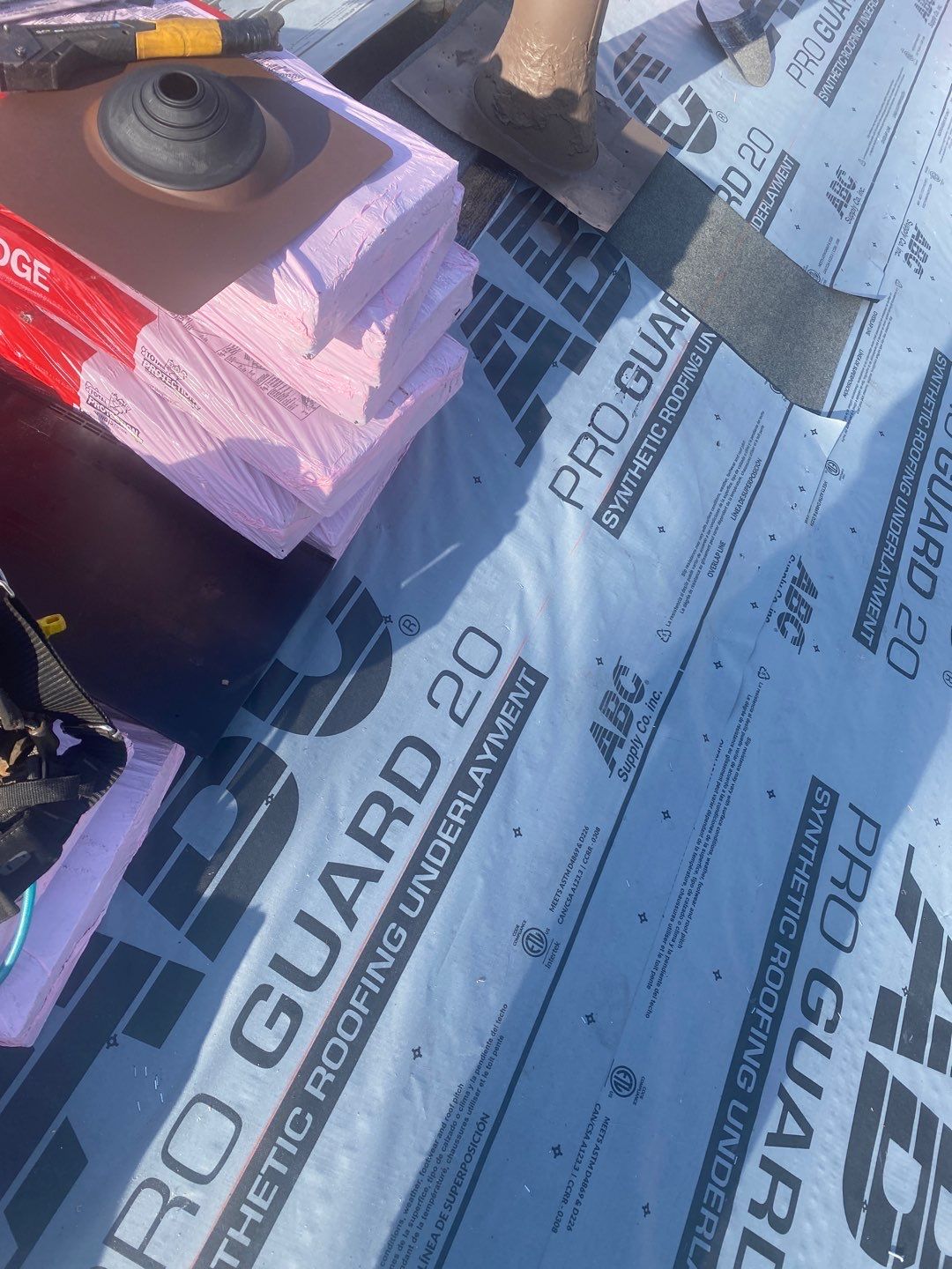 Residential Roofing Installation using Owens Corning Oakridge, Desert Tan by Absolute Roofing and Construction