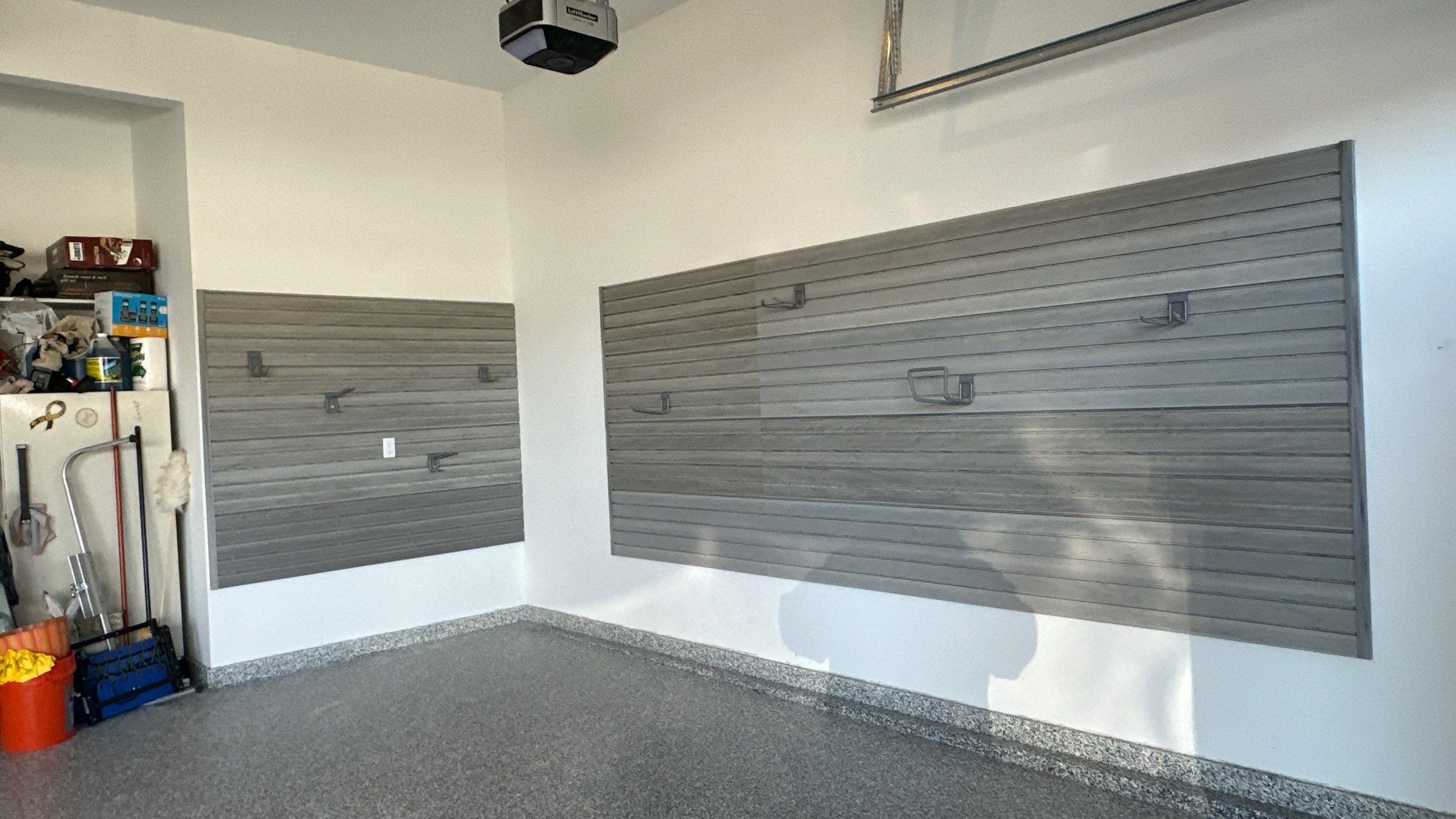 Stonhenge flake floors just look great. Wow!!! by Banner Garage