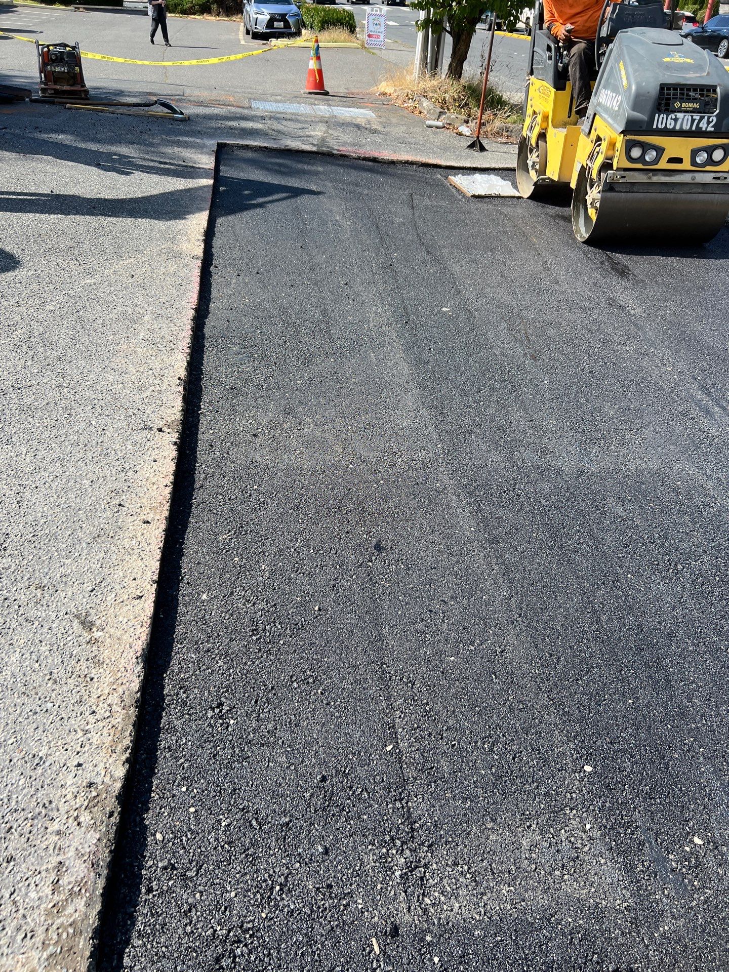 Asphalt Patch Repair | Lynnwood  by Jireh Asphalt & Concrete Inc 