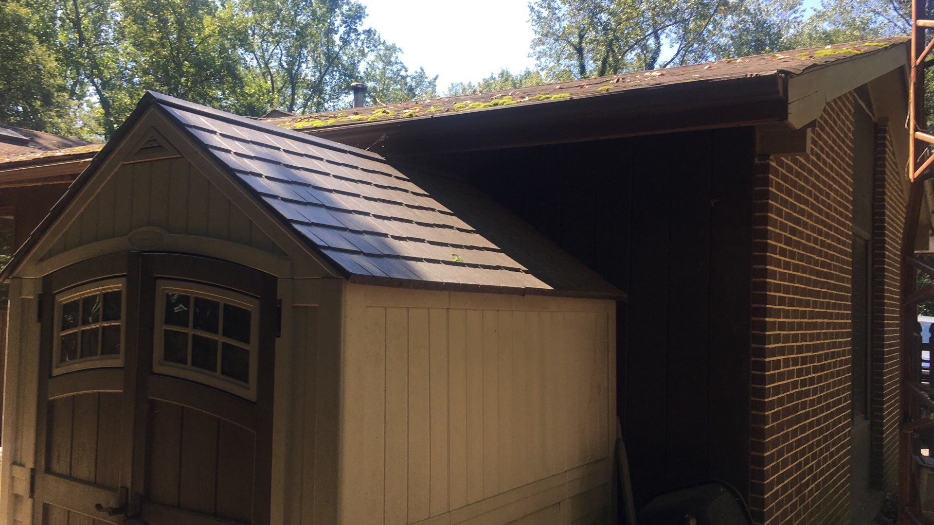Siding Replacement by American Home Contractors