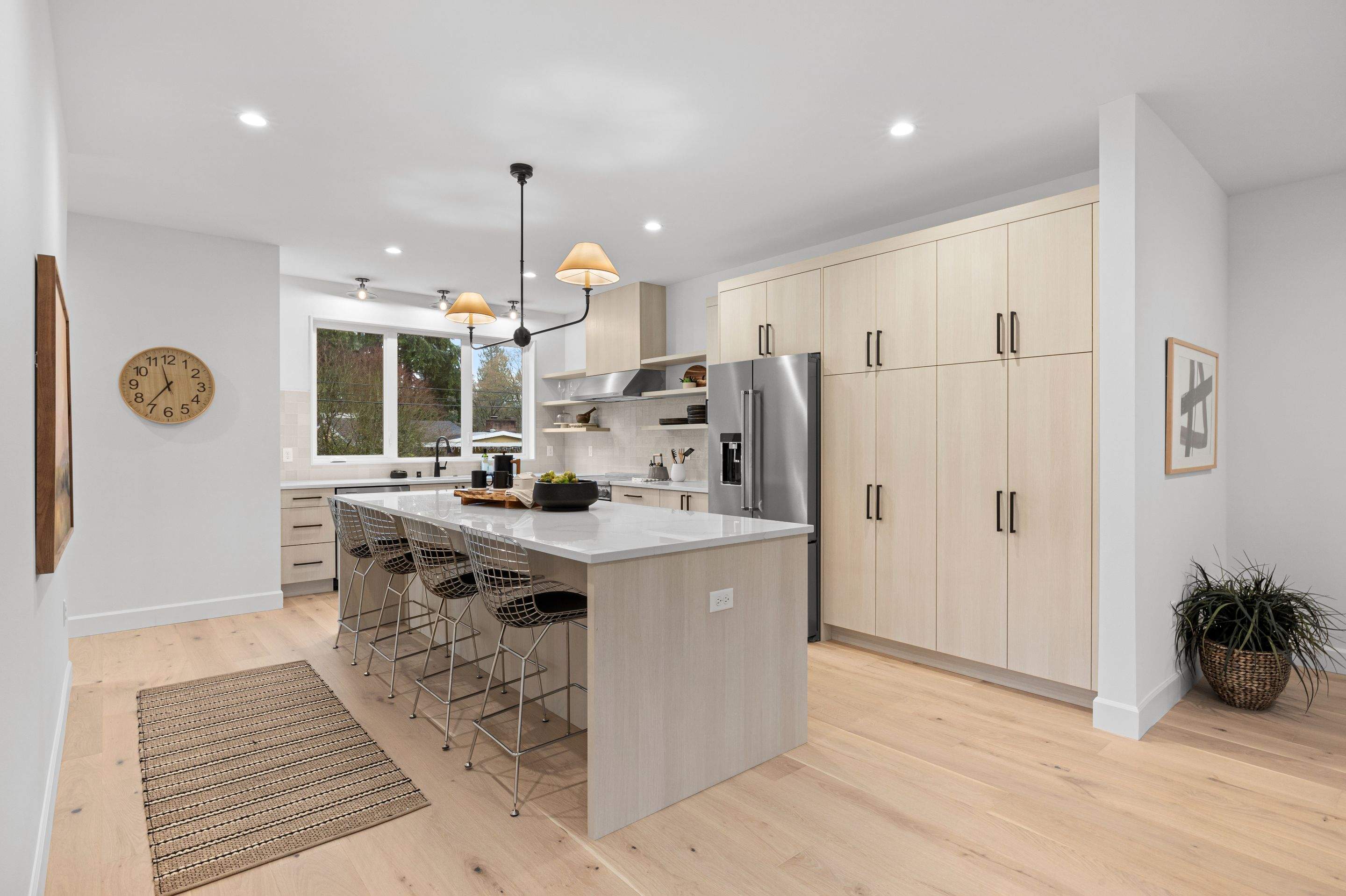 Wedgwood in-fill development by LinMak Construction