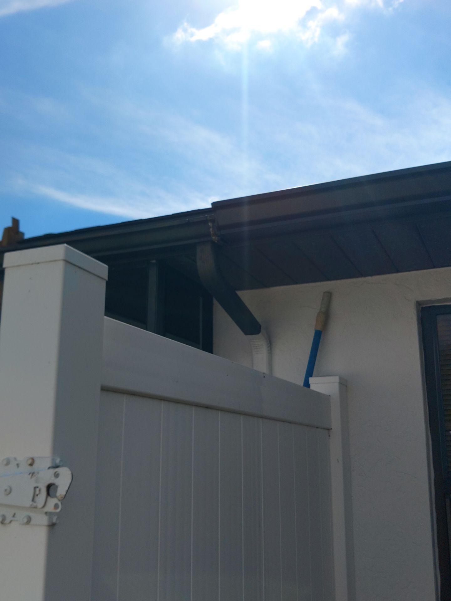 6 Inch Seamless Gutters using Musket Brown Seamless Gutters in Cape Coral FL by Gutter Professors