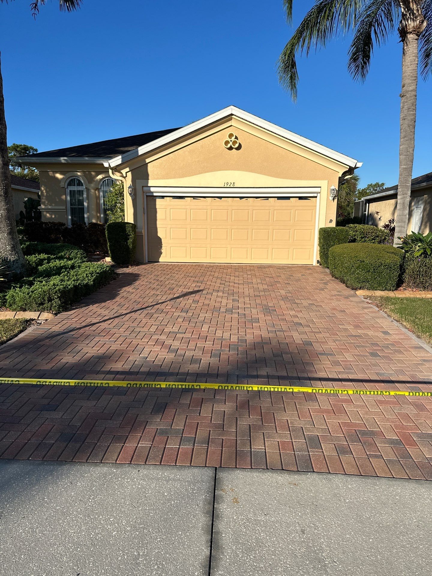 Restoring Multi-Tone Paver Driveway and Walkways in Sun City Center by Supreme Paver Experts