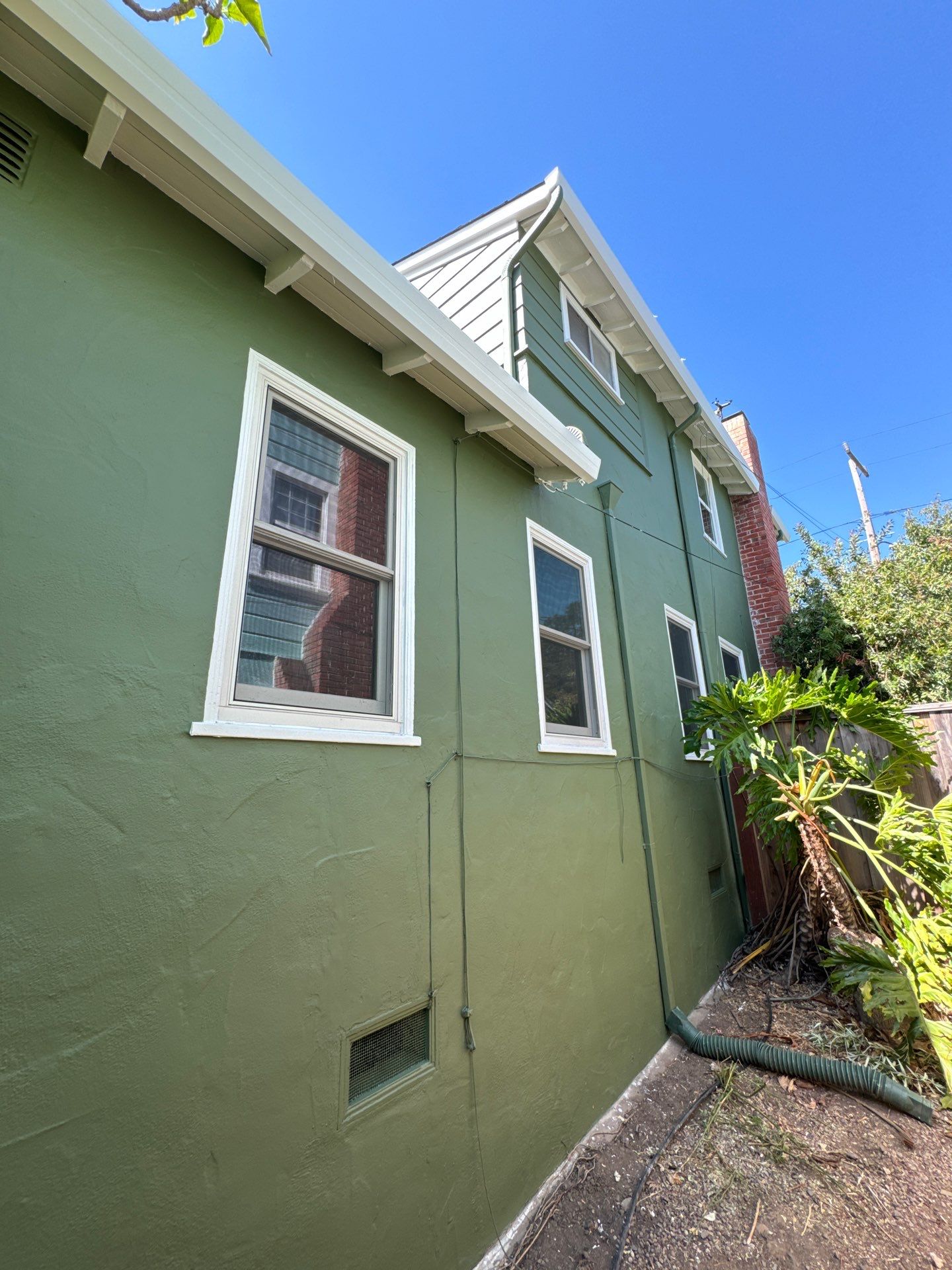 Project in Oakland by Herrera’s Bay Area Painting inc.