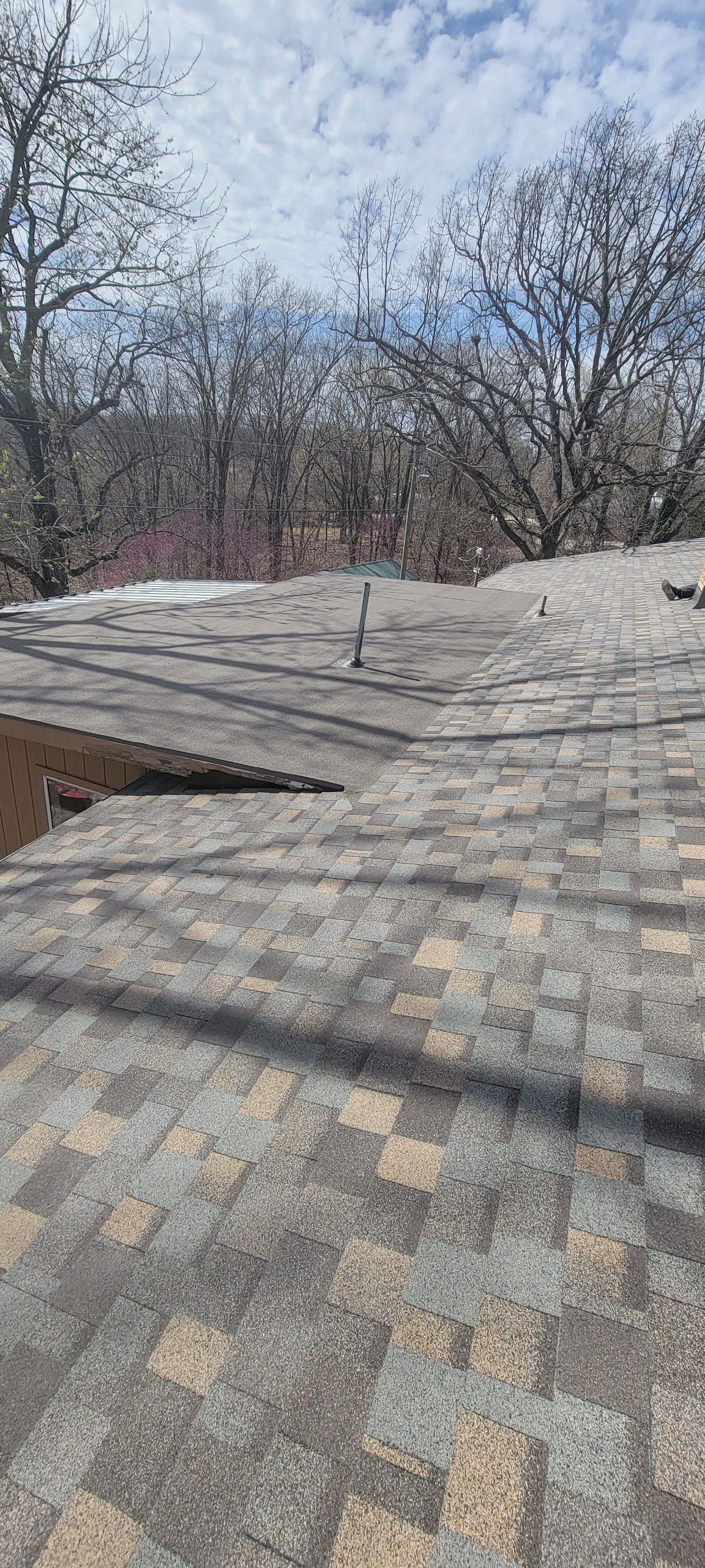 Residential Roofing Installation using IKO DYNASTY ROOF by EEC  Windows, Siding & Roofing 