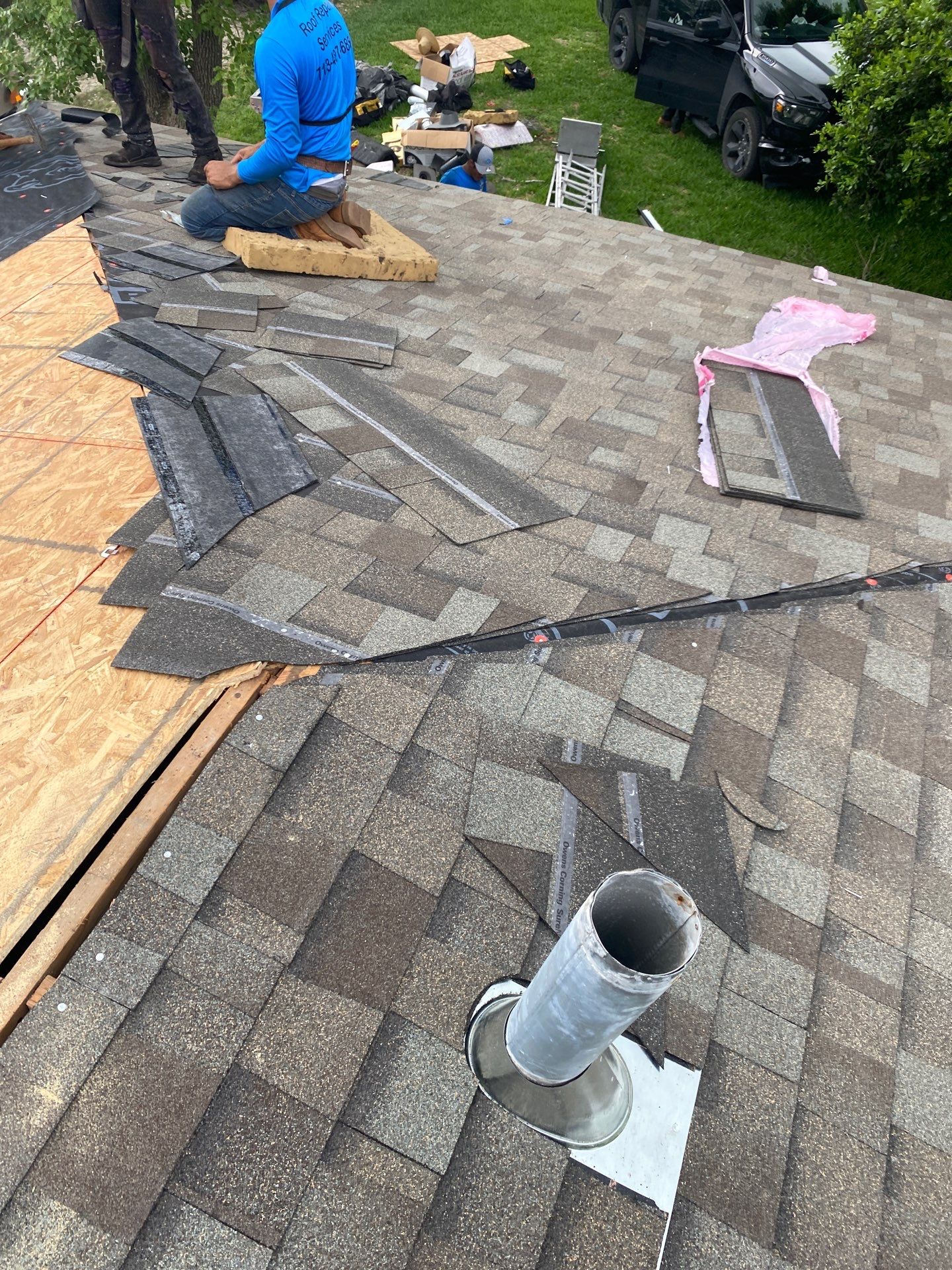 Residential Roofing Installation using Owen's Corning Duration (Lifetime) Shingles by Roof Repair Company