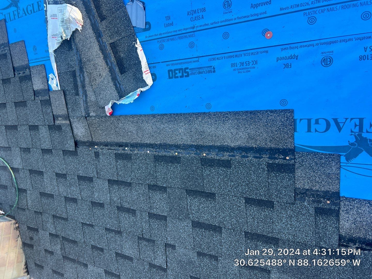 Roof replacement by American Roofing & Construction LLC