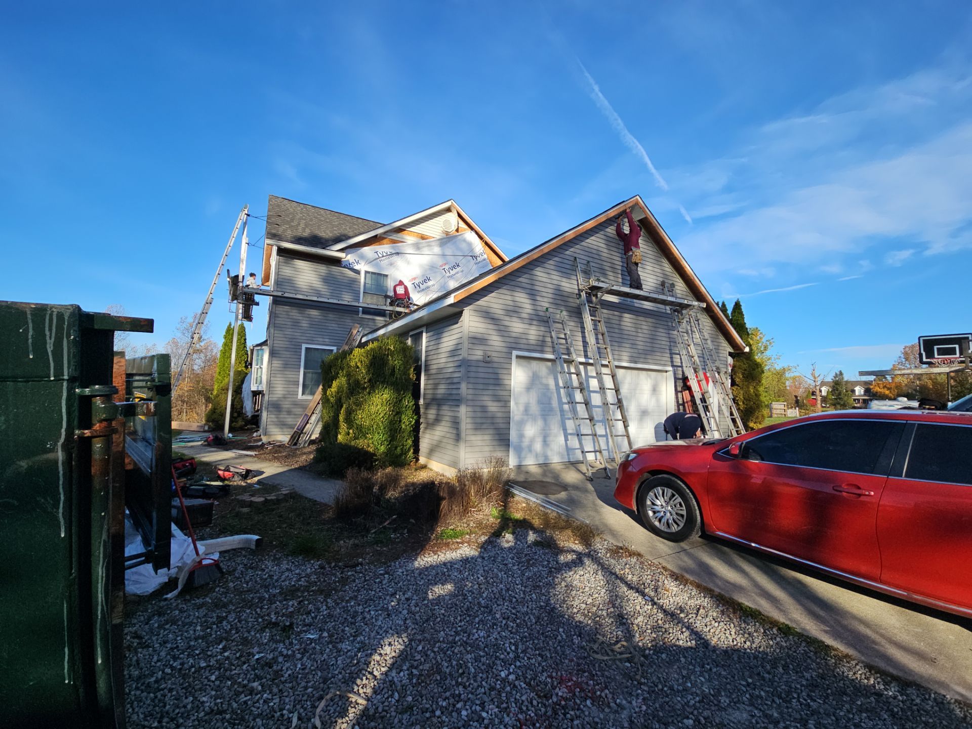 Exterior & Window Installation using CertainTeed Mainstreet & ViWinTech Windows by Koontz Construction