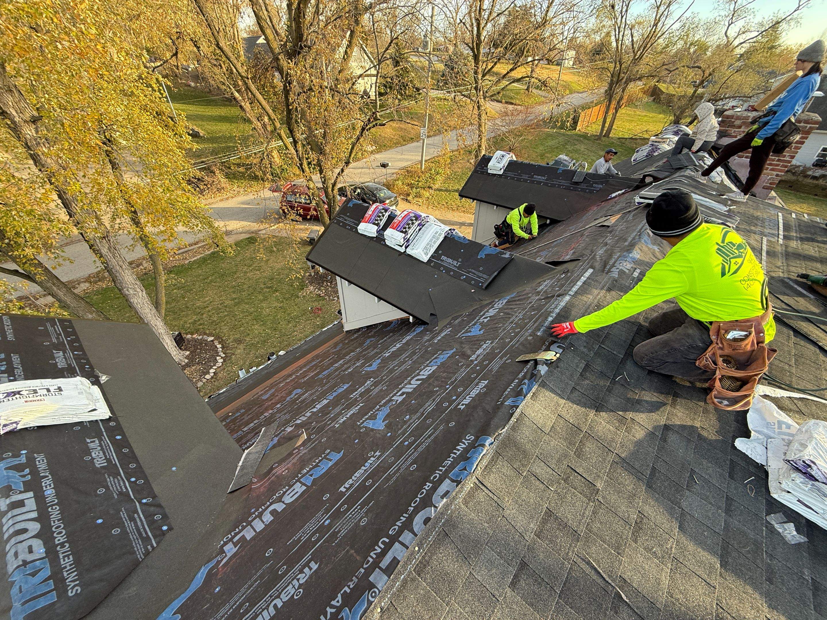 Bellevue Residential Roof Replacement With Gray Architectural Asphalt Shingles by Star Home