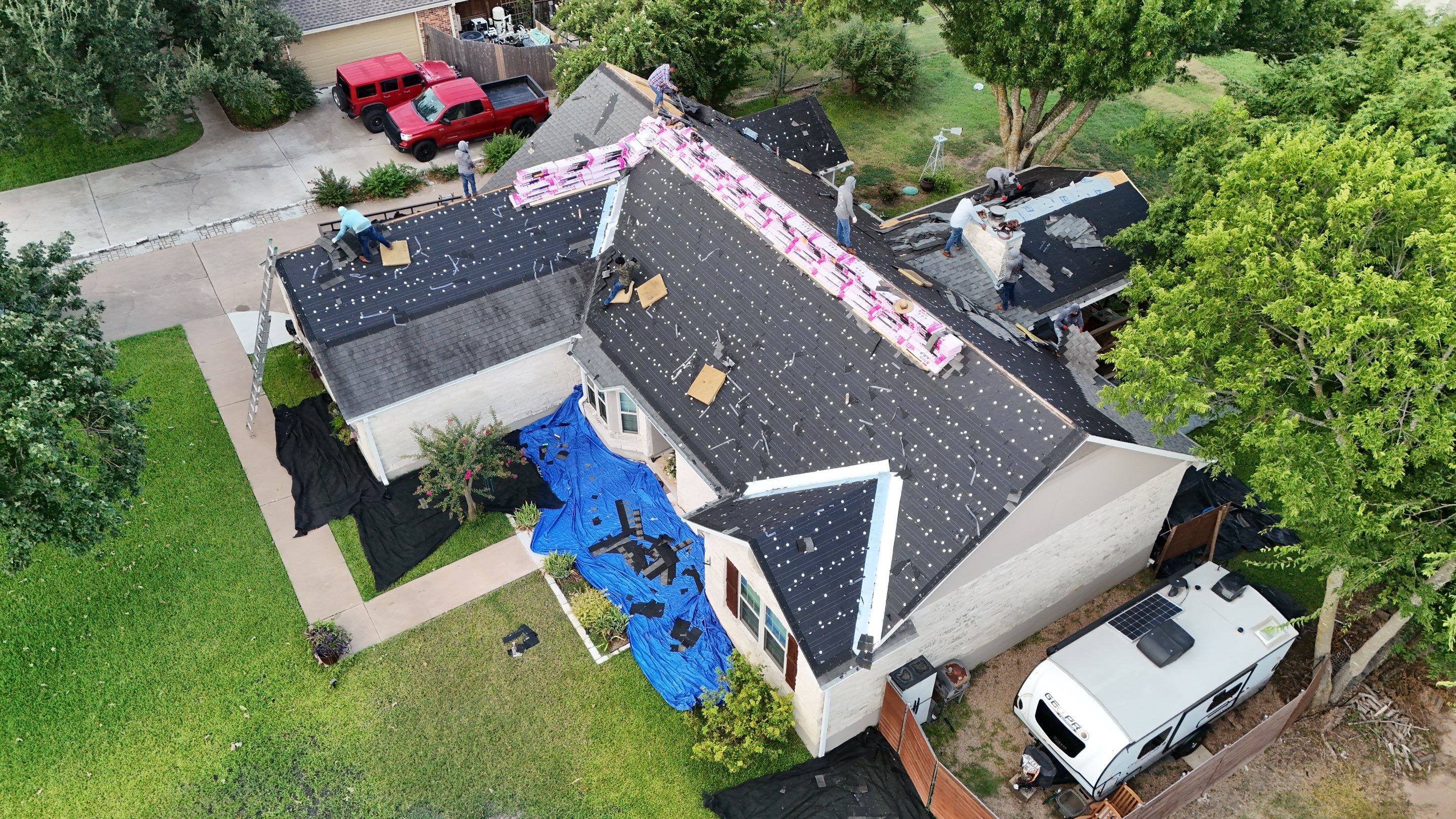 Replacement using Owens Corning - Duration - Teak by Action Exteriors Austin