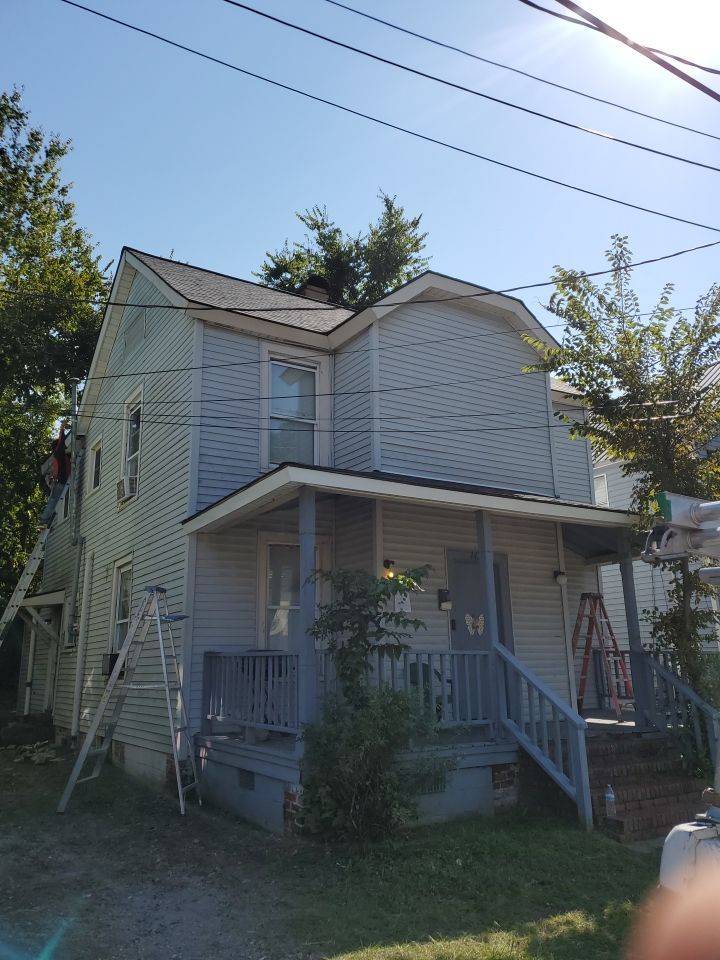 Residential Roofing Installation using Owens Corning® Oakridge Estate Gray by Indigo State Roofing