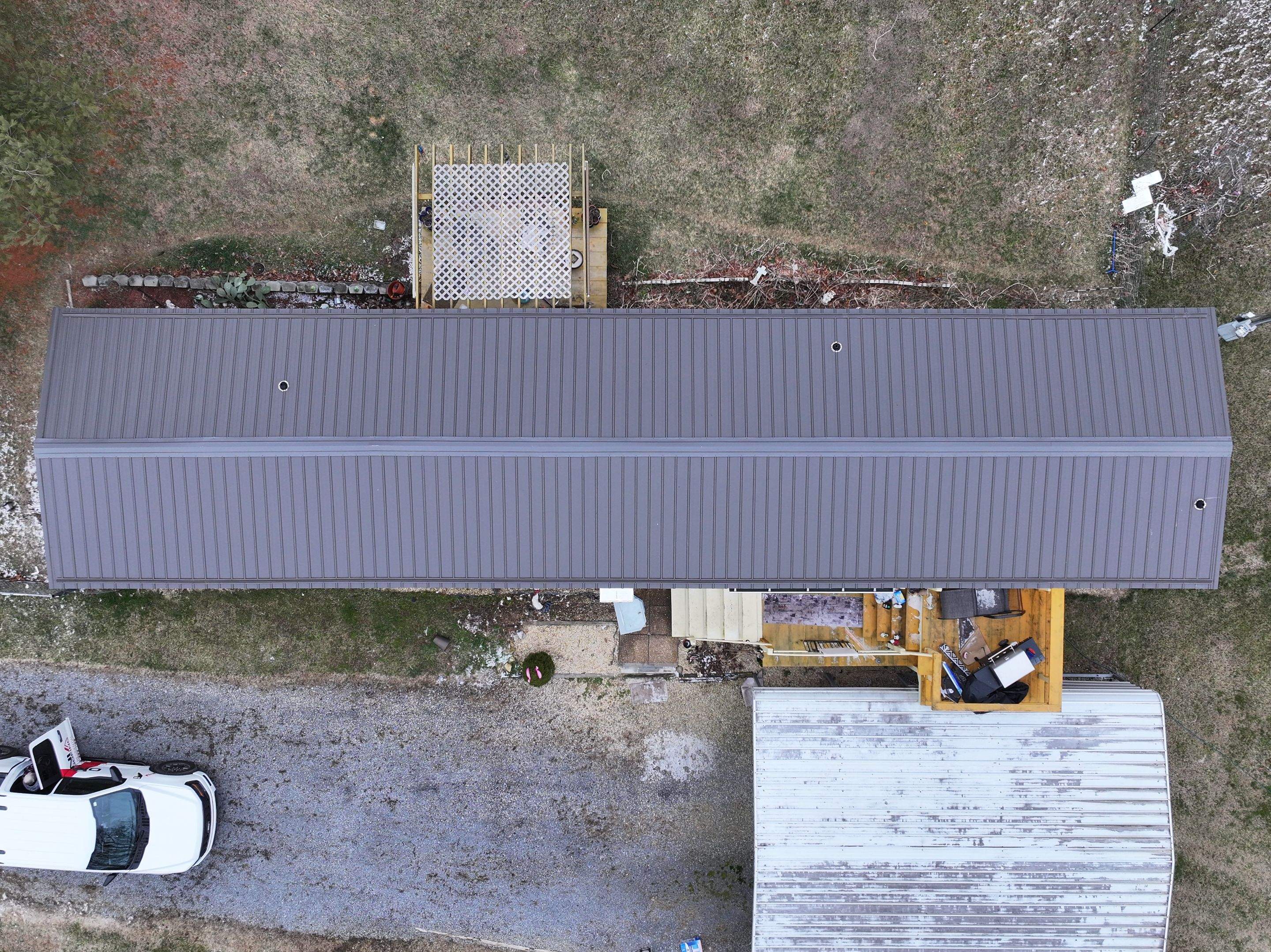 Maines Residence  by Omnia Roofing