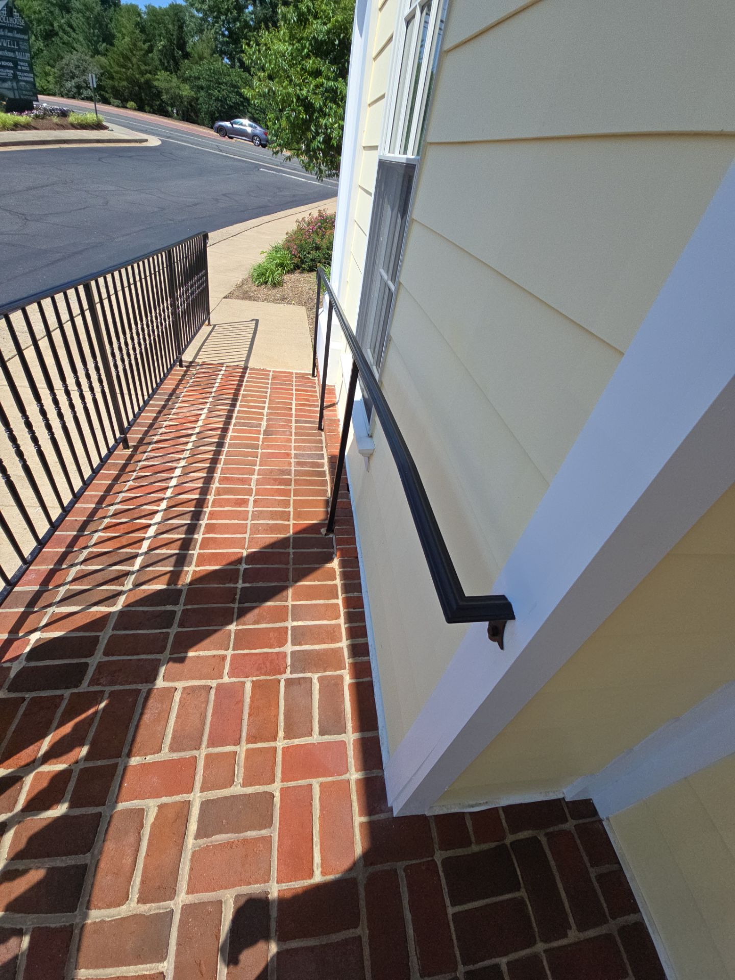 Commercial Exterior Painting Services for Mainstreet Bank in Leesburg, VA by My Painter 