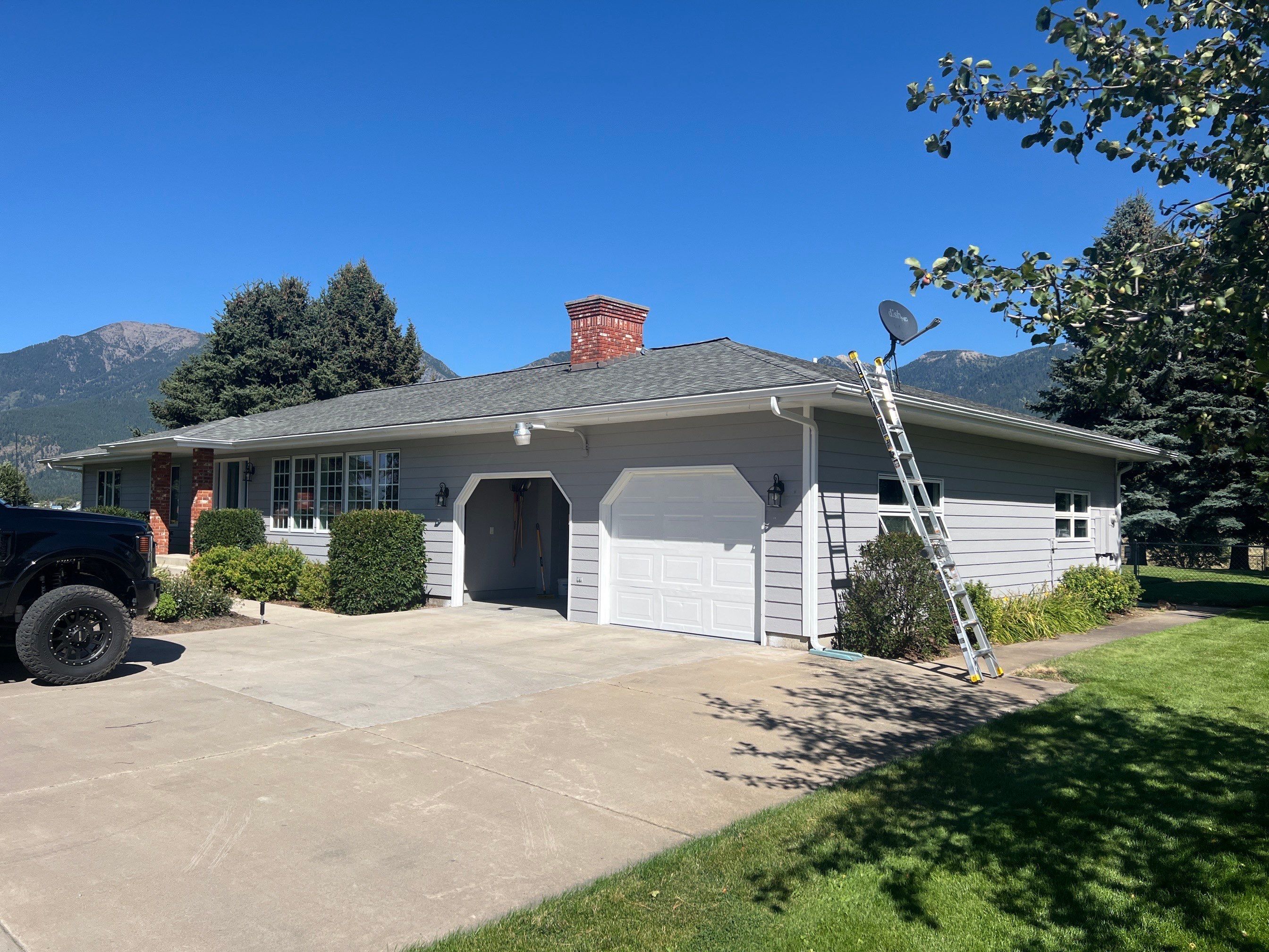Owens Corning TruDefinition Duration - Estate Gray by Montana Roofing Solutions