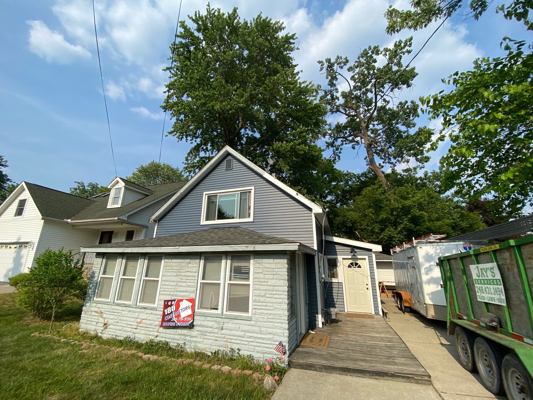 Siding Replacement using CertainTeed Restoration Classis D4 by 180 Contractors