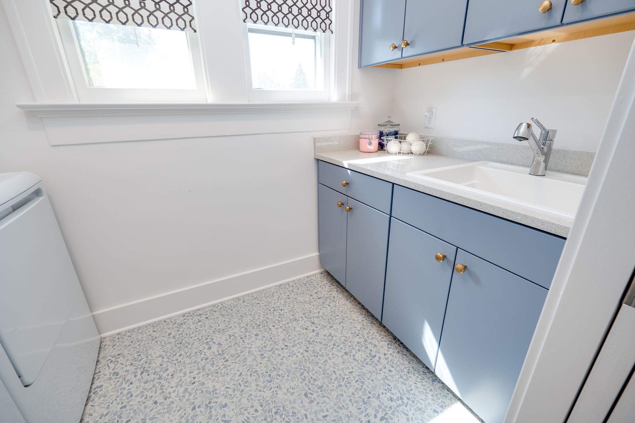 Oakwood Primary Bathroom & 2nd Floor Laundry by Zengel Group