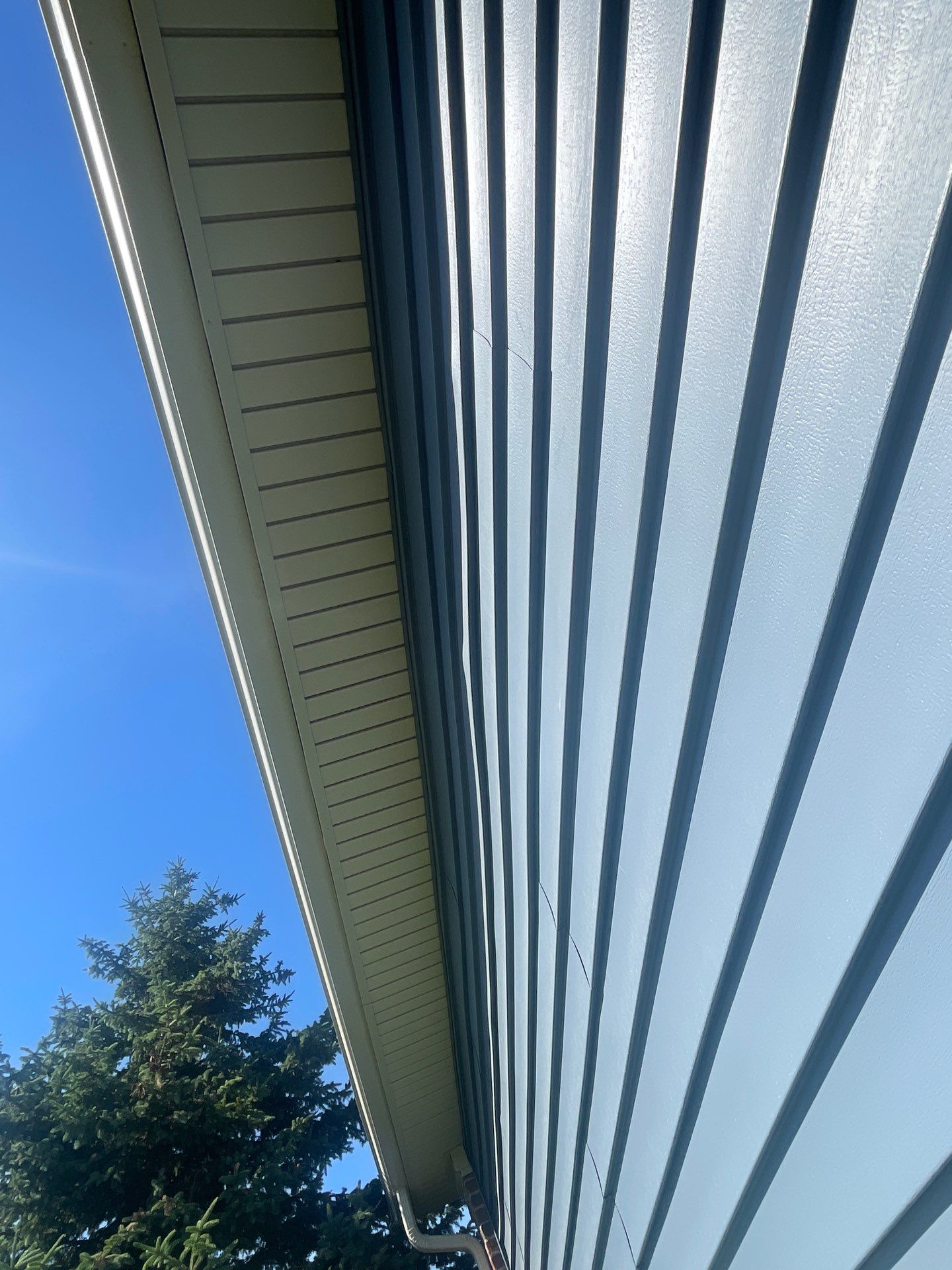 Siding Replacement using CertainTeed Monogram D5 Clapboard by 180 Contractors