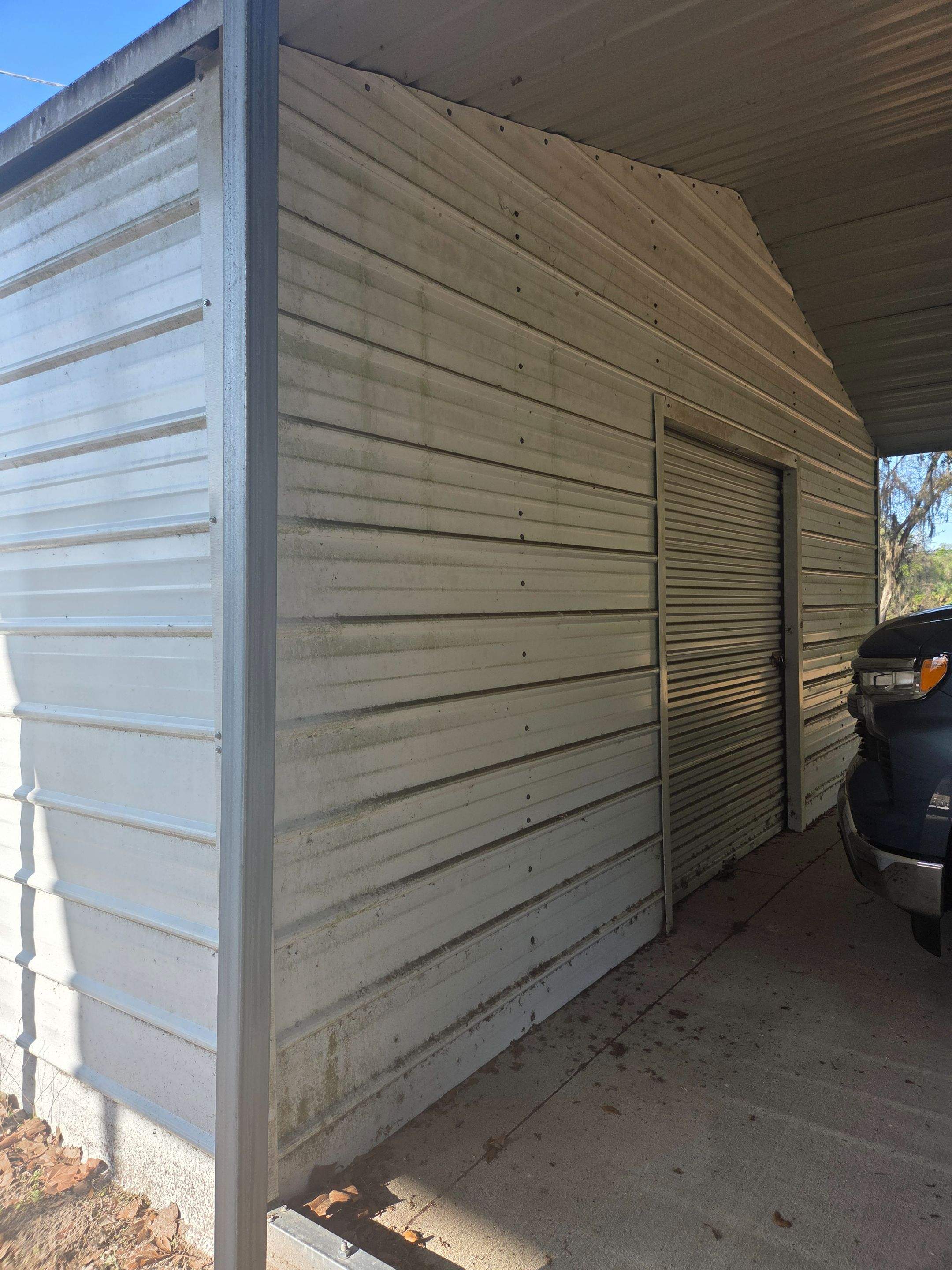 Roof and Exterior Cleaning in Anthony Florida by Infinite Exteriors LLC