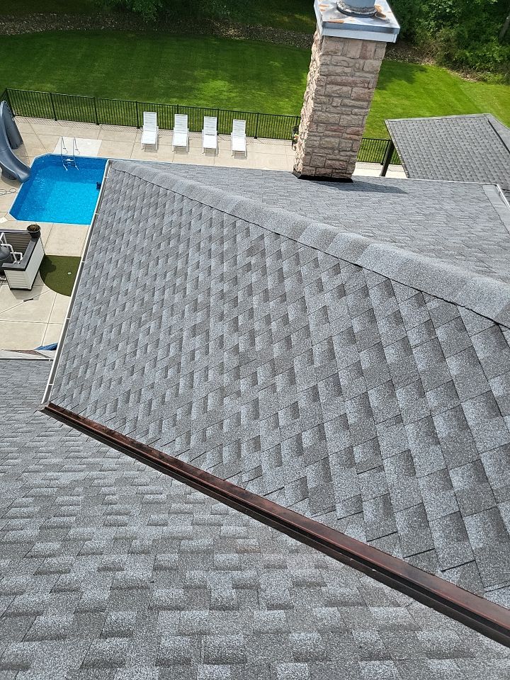 GAF Timberland Color: Pewter Gray by Eagle Eye Roofing