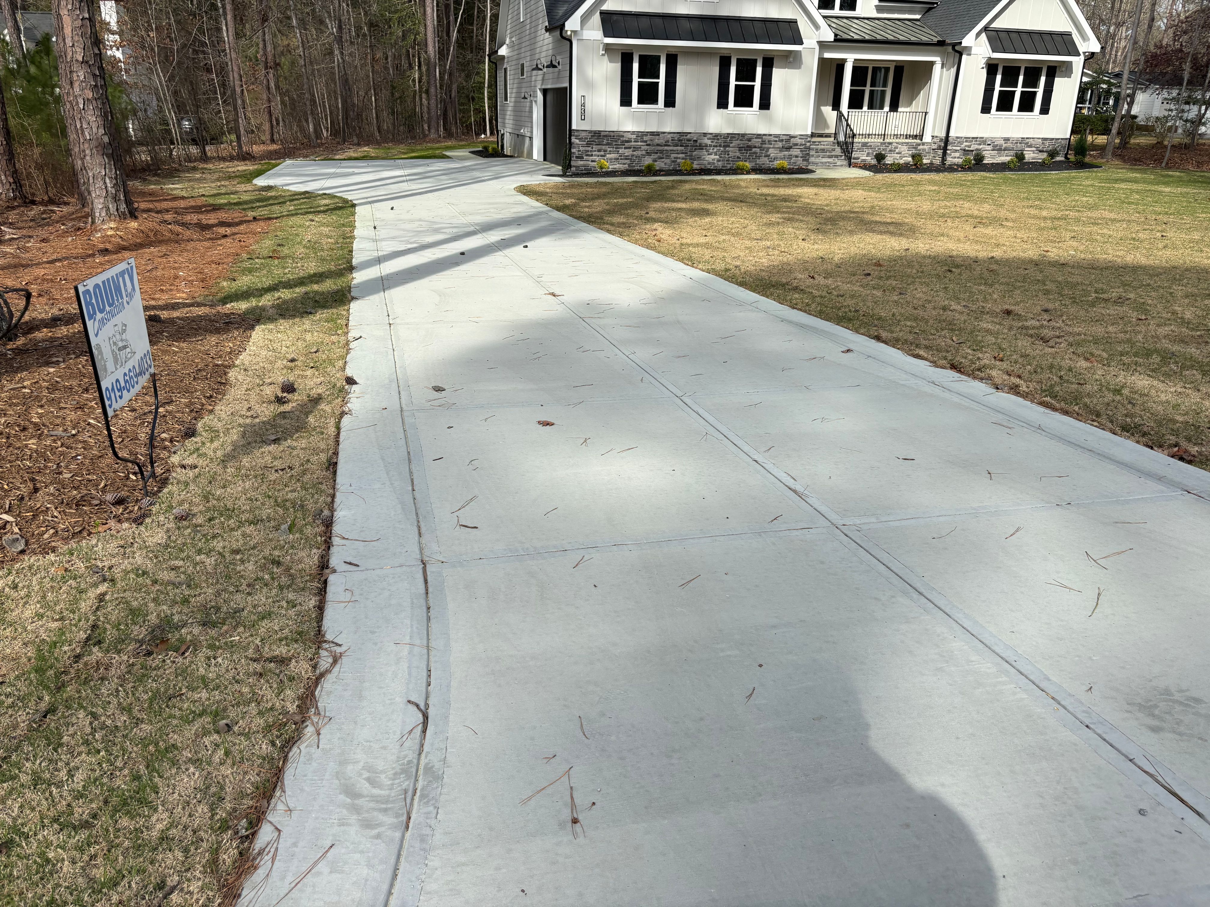 Clifton Pond Driveway by Paragon Contracting