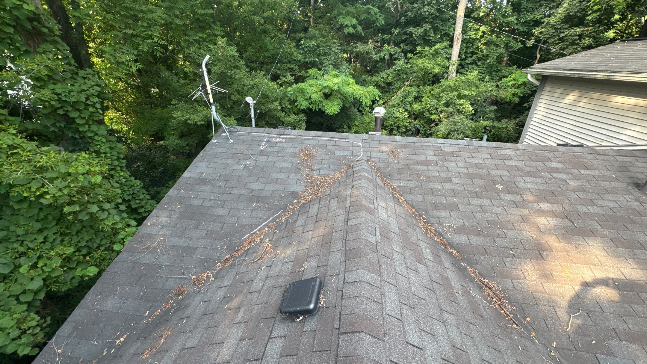 Roof Replacement using Owens Corning Brownwood by 180 Contractors