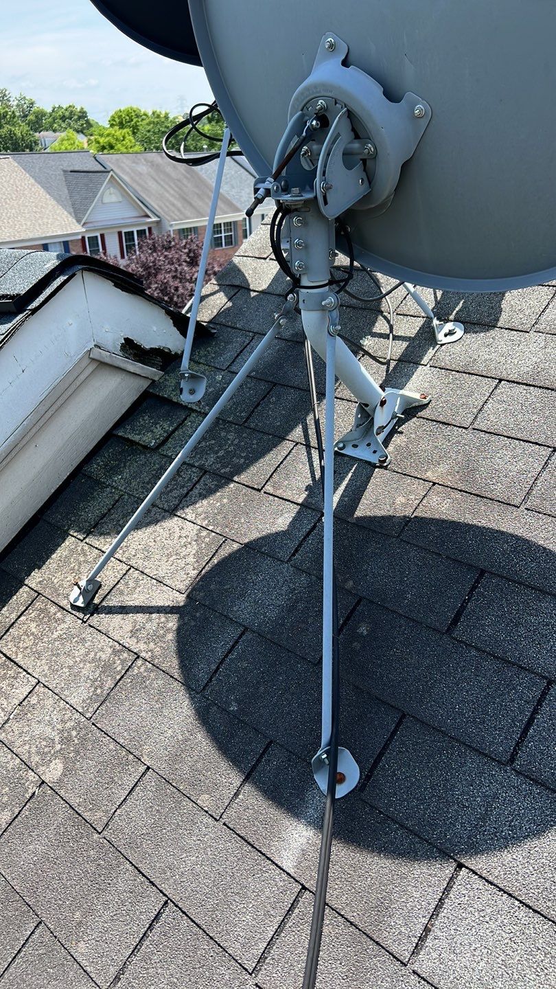 Sterling: CertainTeed Landmark Designer Shingles in Pewter by RM Banning, Inc.