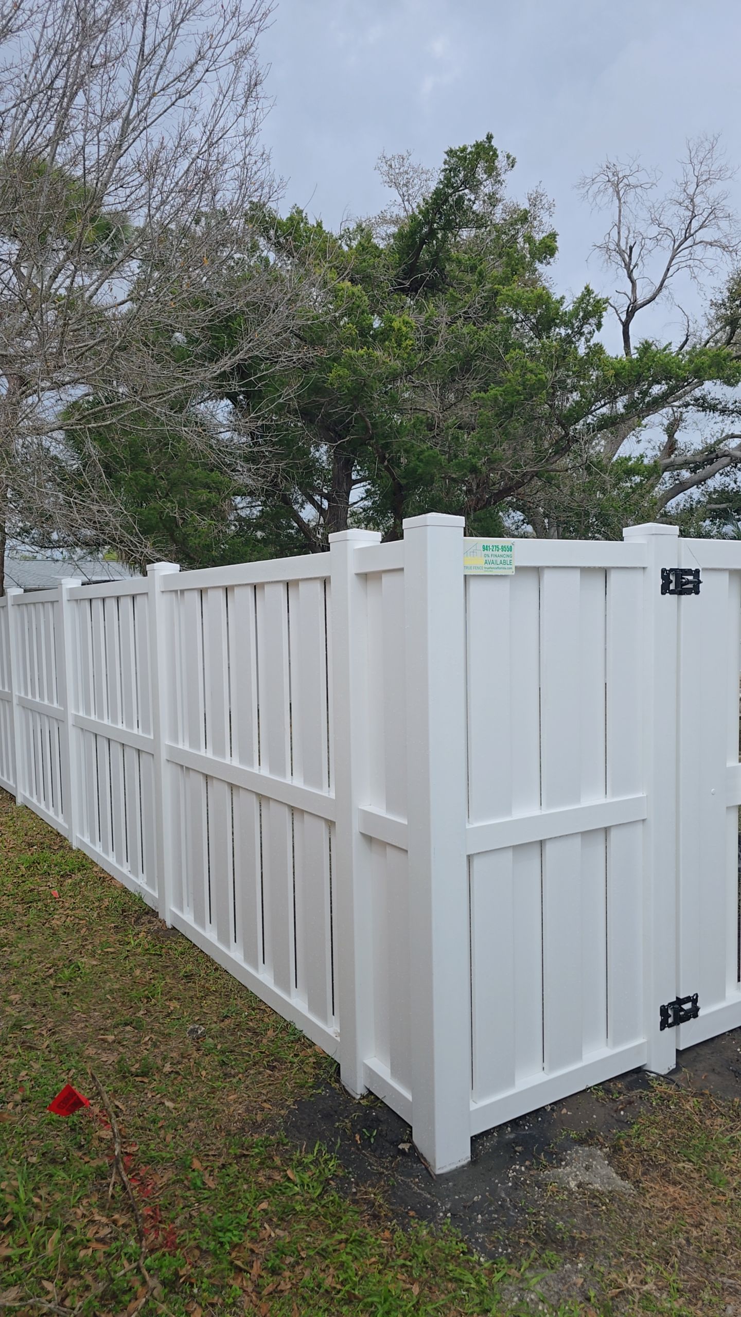 Vinyl Shadowbox Installation in Venice by True Fence LLC