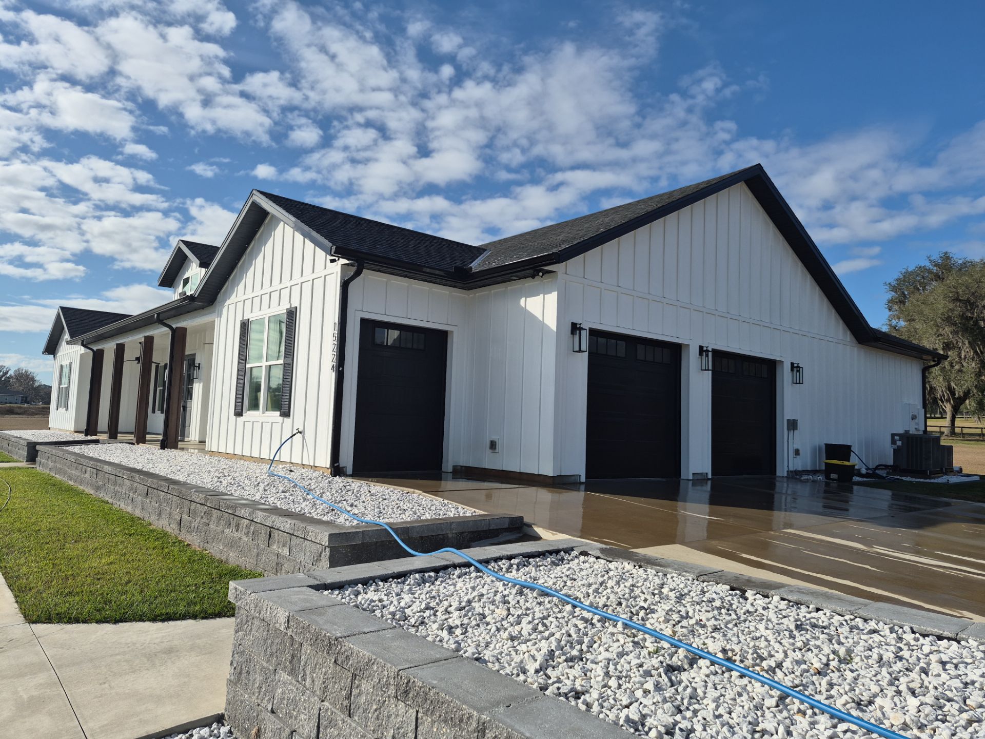 Modern Farmhouse Routine Cleaning in Reddick by Infinite Exteriors LLC