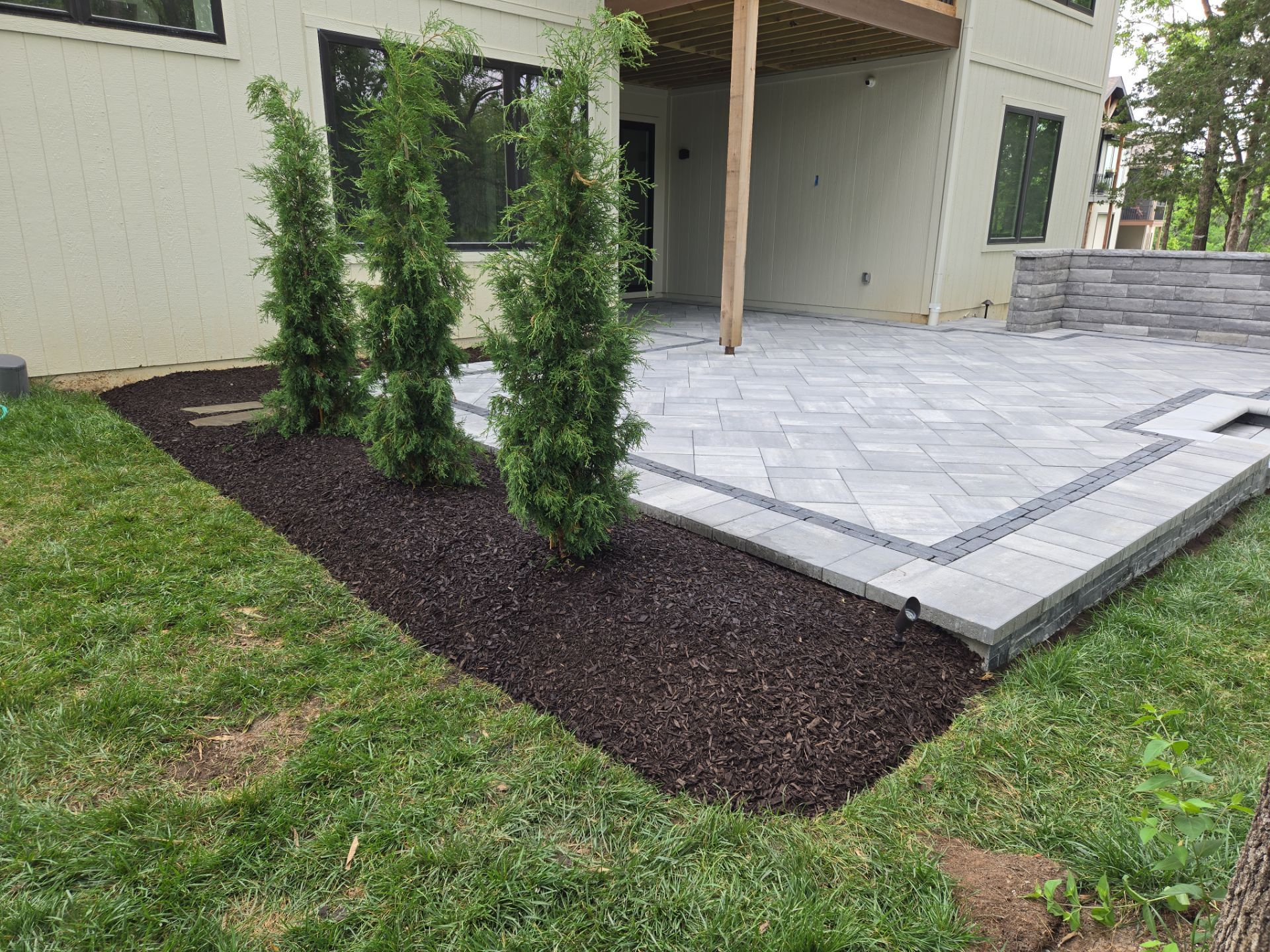 Beacon Hill Paver Patio by LAND ESCAPES LLC