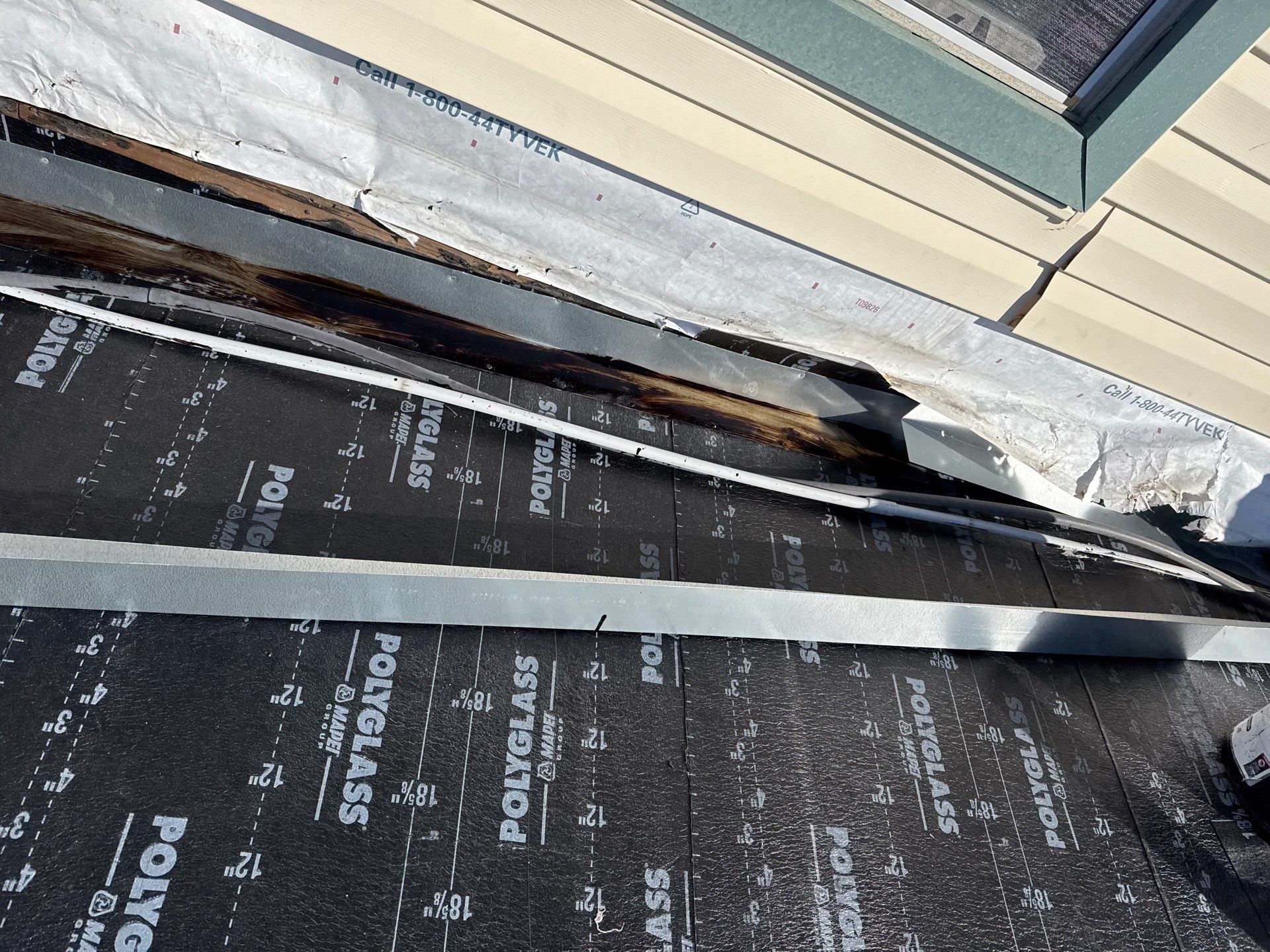 Mustang Island Flat Top by Bayfront Roofing and Construction