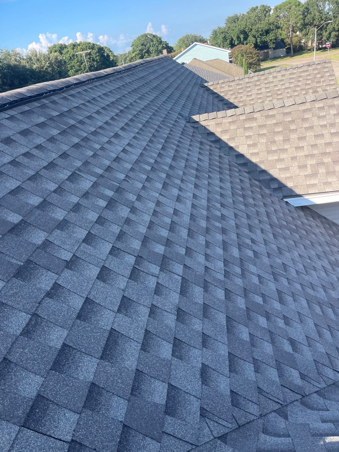 GAF HDZ - Weathered Wood by Elite Roofing LLC