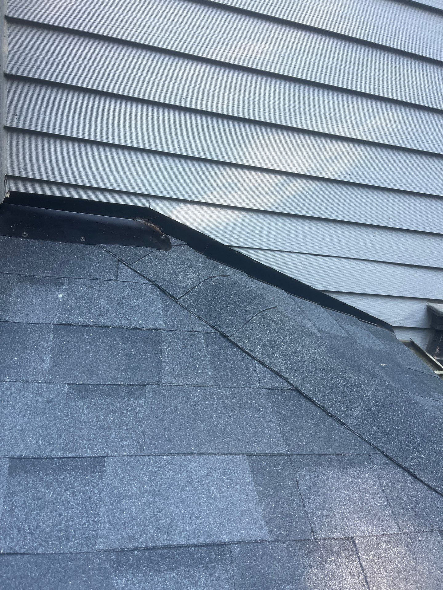 Project in West linn by Tom Leach Roofing