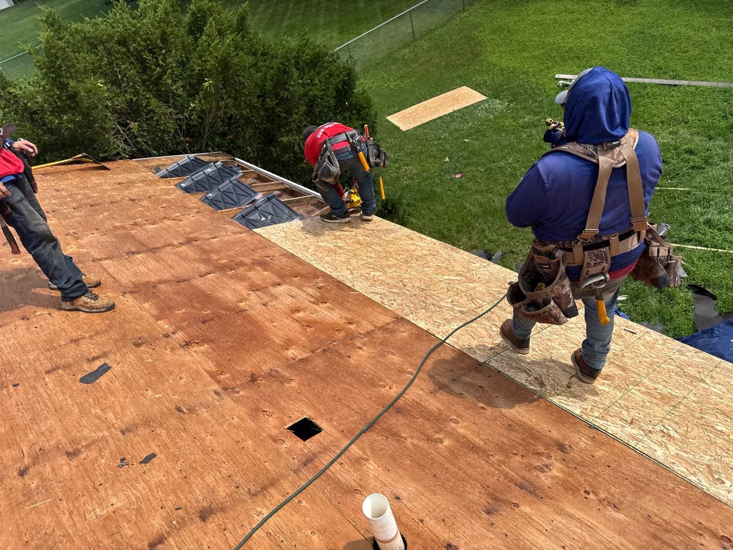 Roof Replacement using Owens Corning Tru Definitions by 180 Contractors