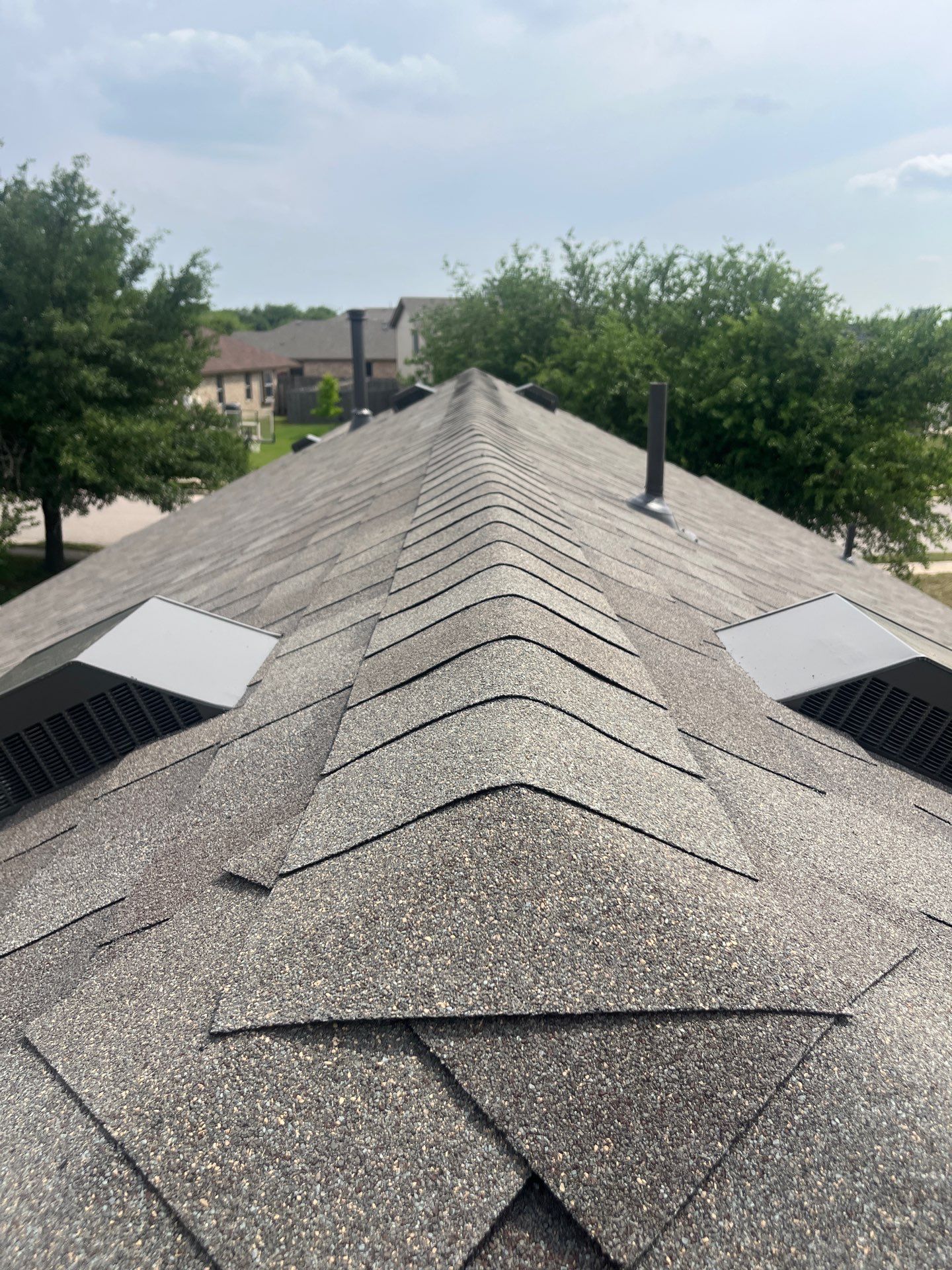 Residential Roofing Installation using Owens Corning Oakridge by Kstylez Roofing & Construction