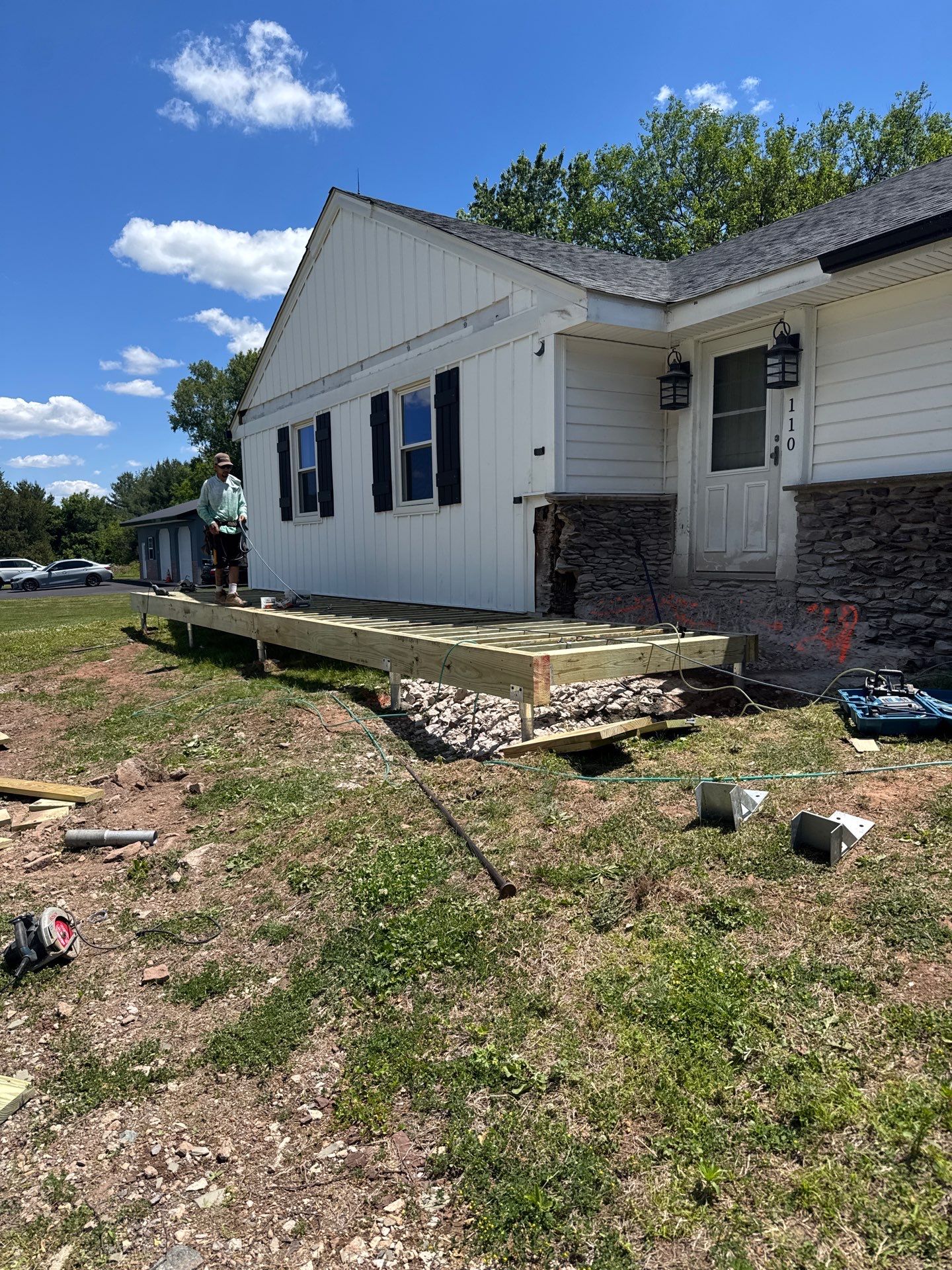 New Deck in East Amwell Township, New Jersey by deck guardian