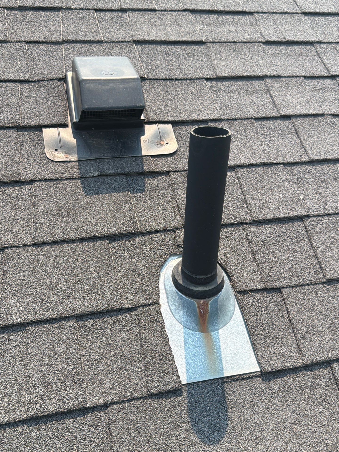 Residential Roof Replacement in Meridian Featuring Charcoal Architectural Shingles by Olive Roofing