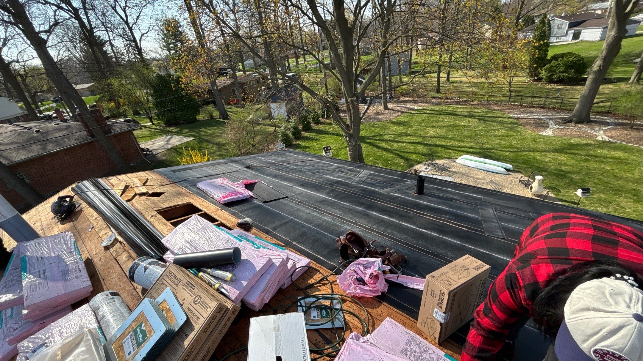 Roof Replacement using Owens Corning Onyx Black by 180 Contractors