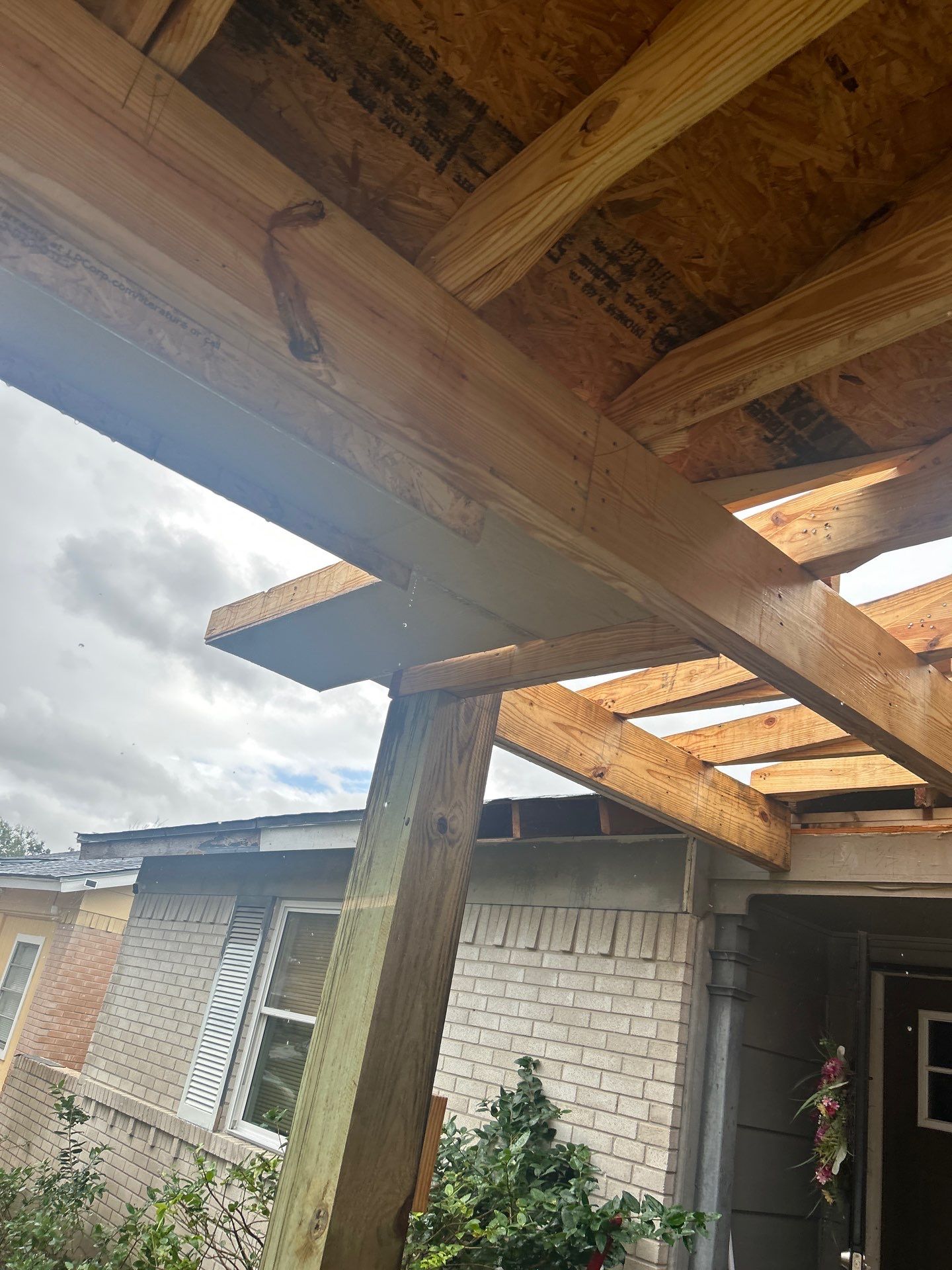 Roof Replacement Houston by Roof Repair Company