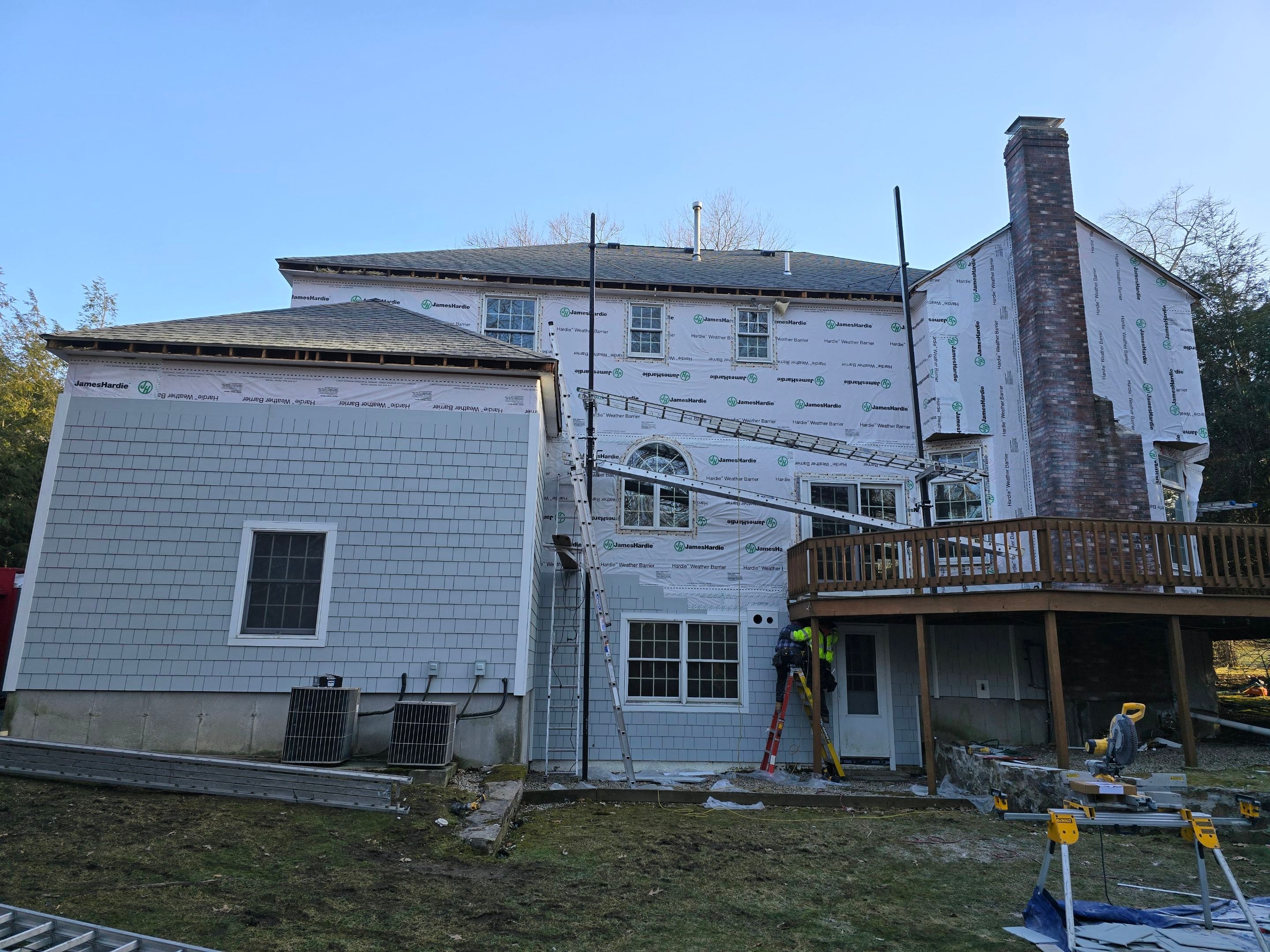 Siding and roof replacement in Framingham, Ma by UBrothers Construction