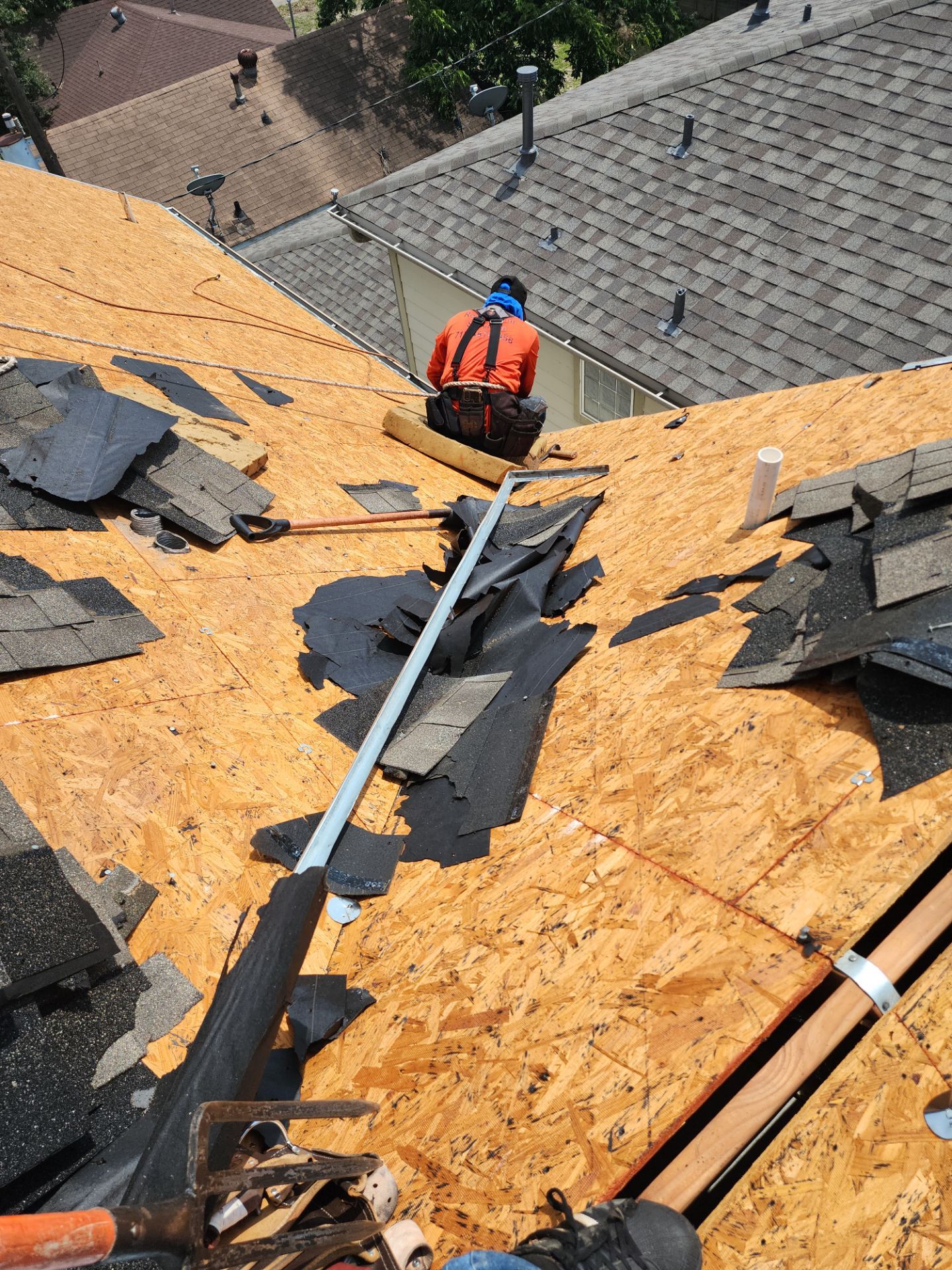 Residential Roofing Installation using Owen's Corning Duration (Lifetime) Shingles by Roof Repair Company