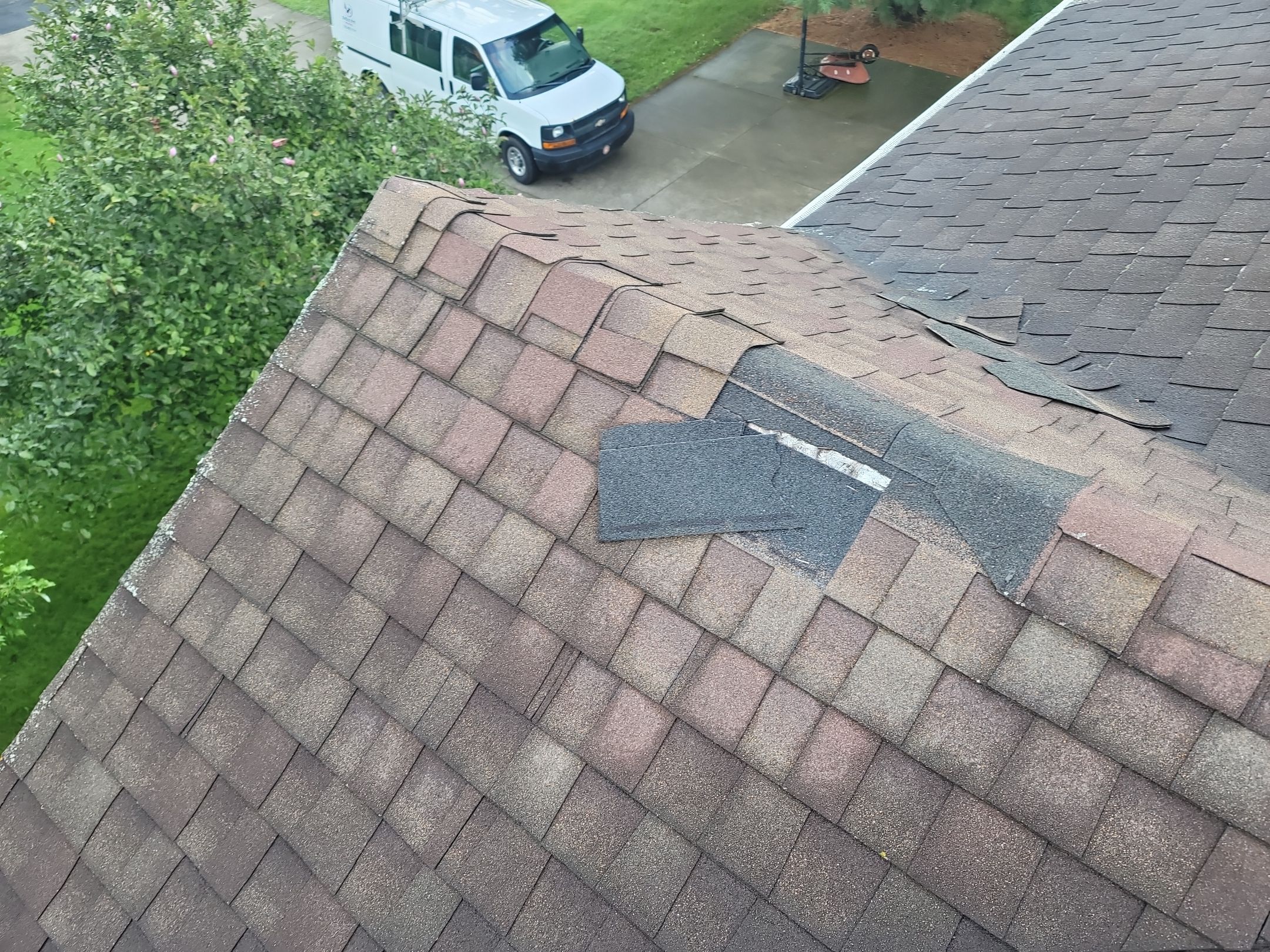 Atlas Pinnacle, Color: Weathered Wood, Drip Edge, Color: Royal Brown by Eagle Eye Roofing