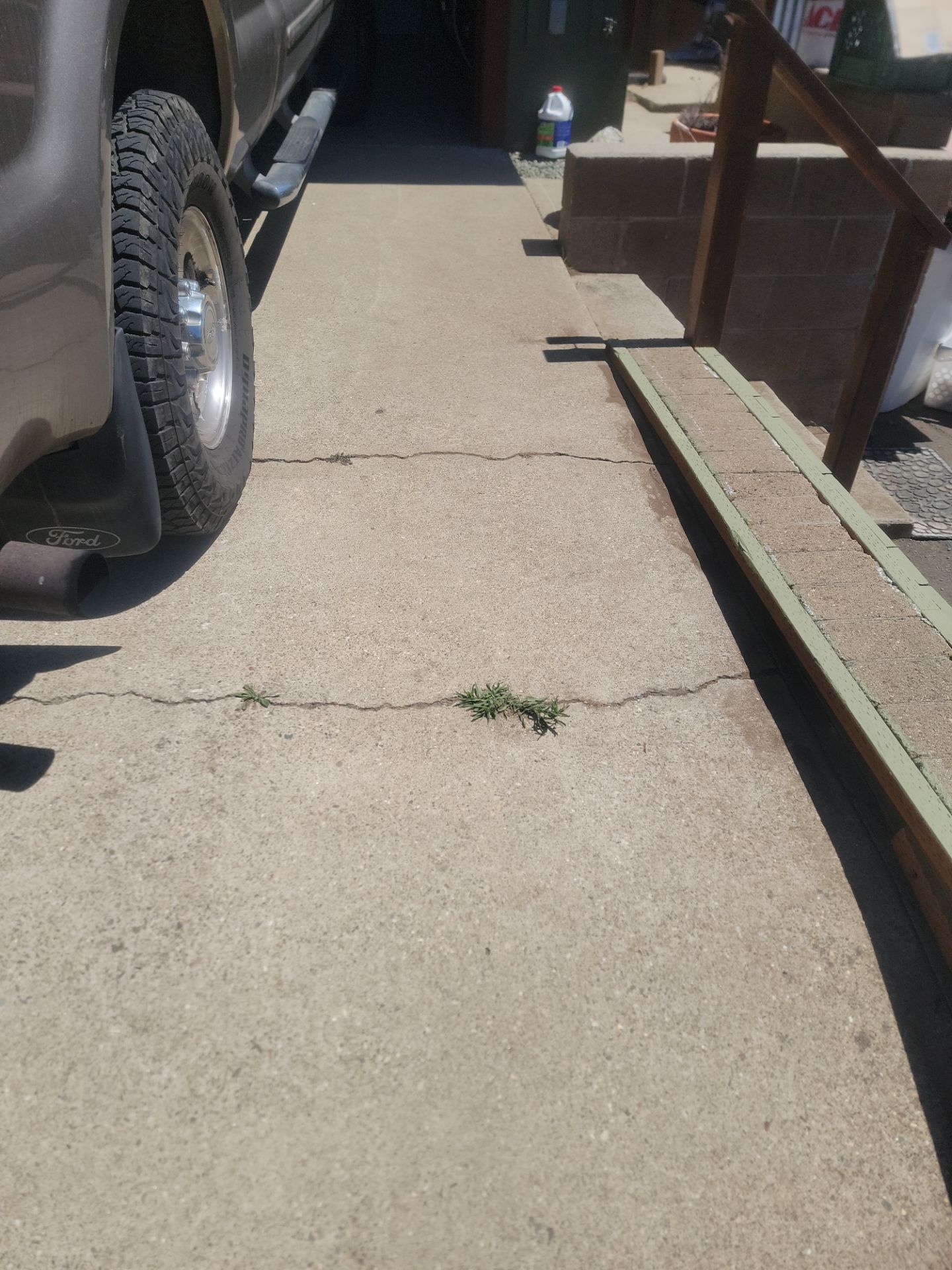 Haze Grey Driveway and Garage Floor Coating in Morro Bay by MGP Coatings
