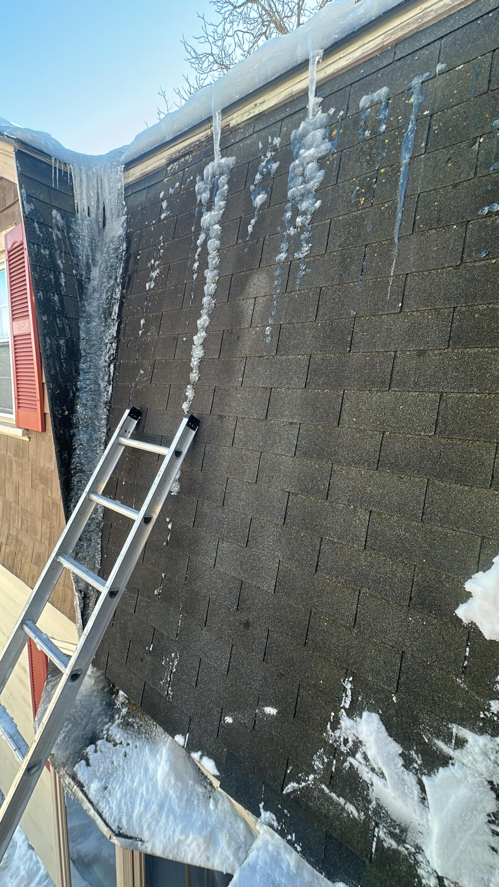 Ice Dam Removal in Haverhill, MA by Mighty Dog Roofing of Greater Middlesex County