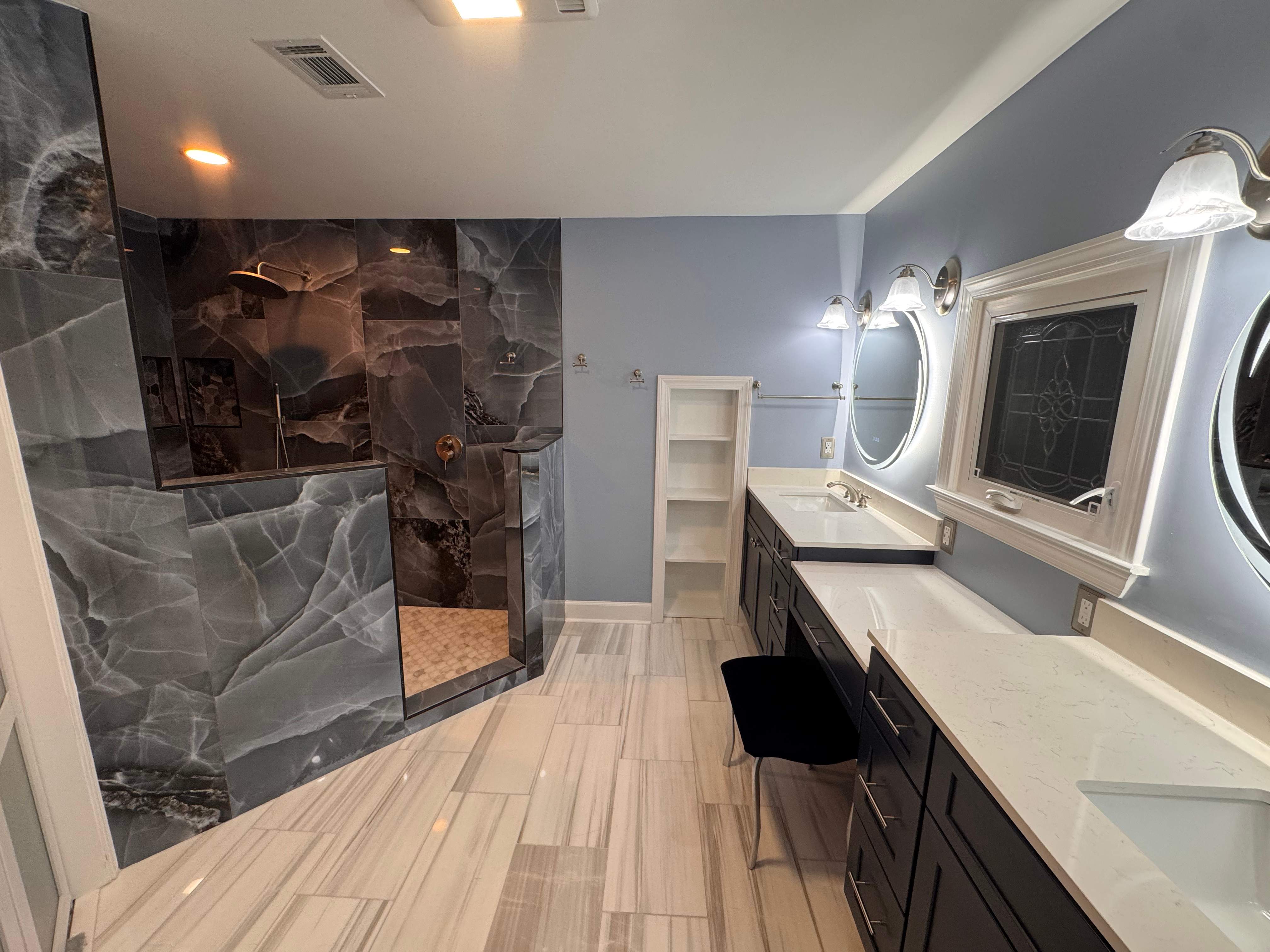 Master bathroom renovation by Prudencio