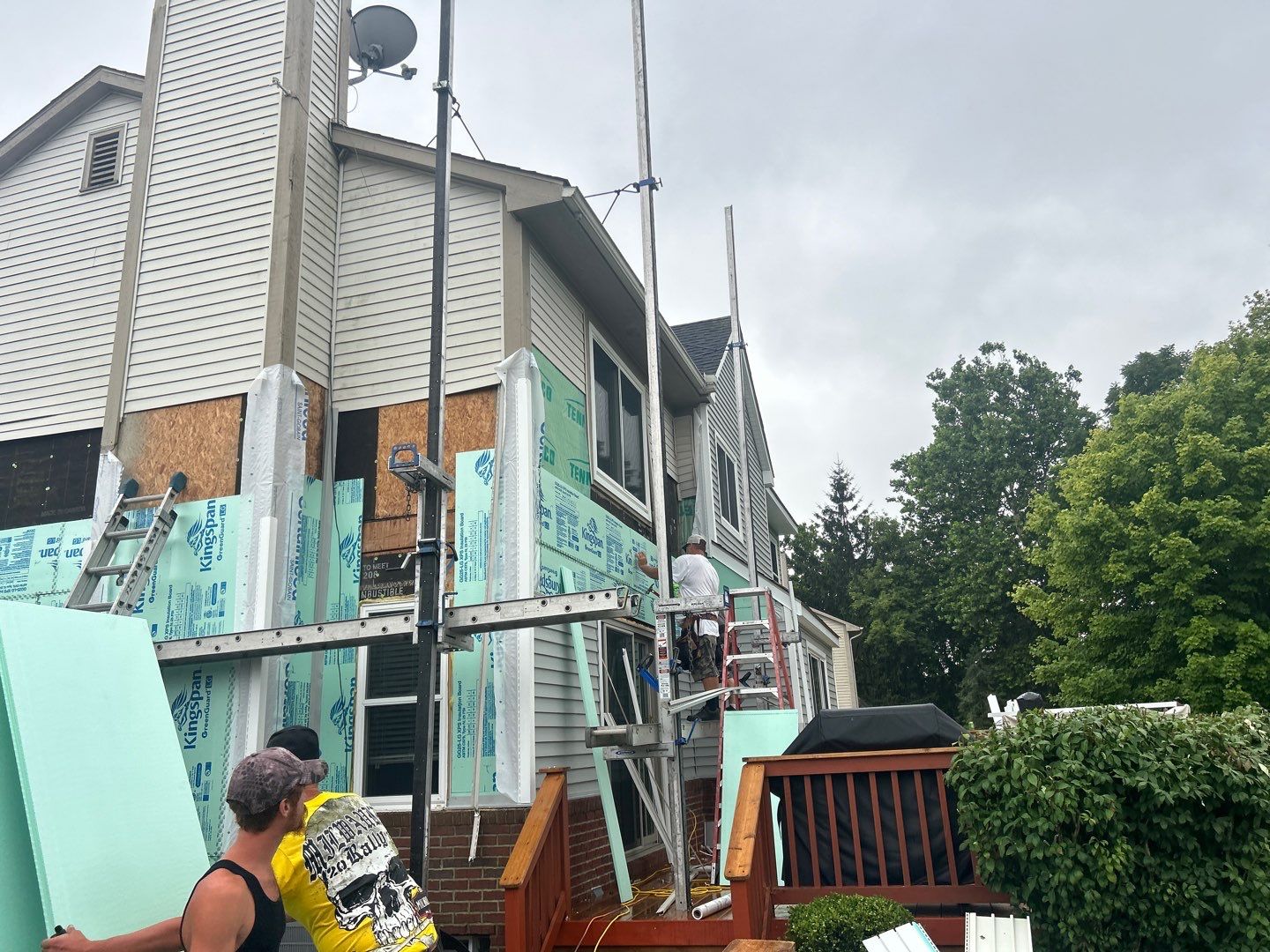 Siding Replacement using Certainteed Restoration Classic D4 by 180 Contractors