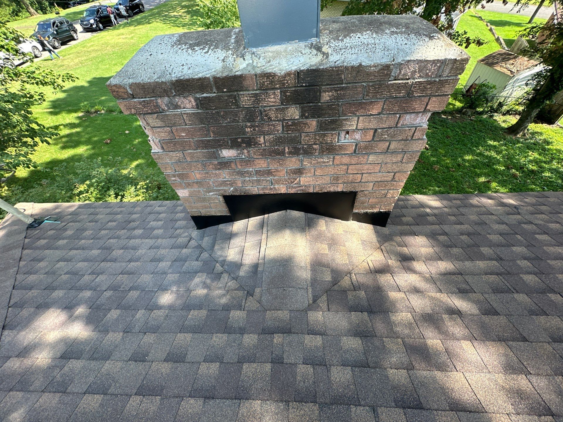 Residential Roofing Installation using GAF Timberline HDZ Barkwood by Undersun Roofing 